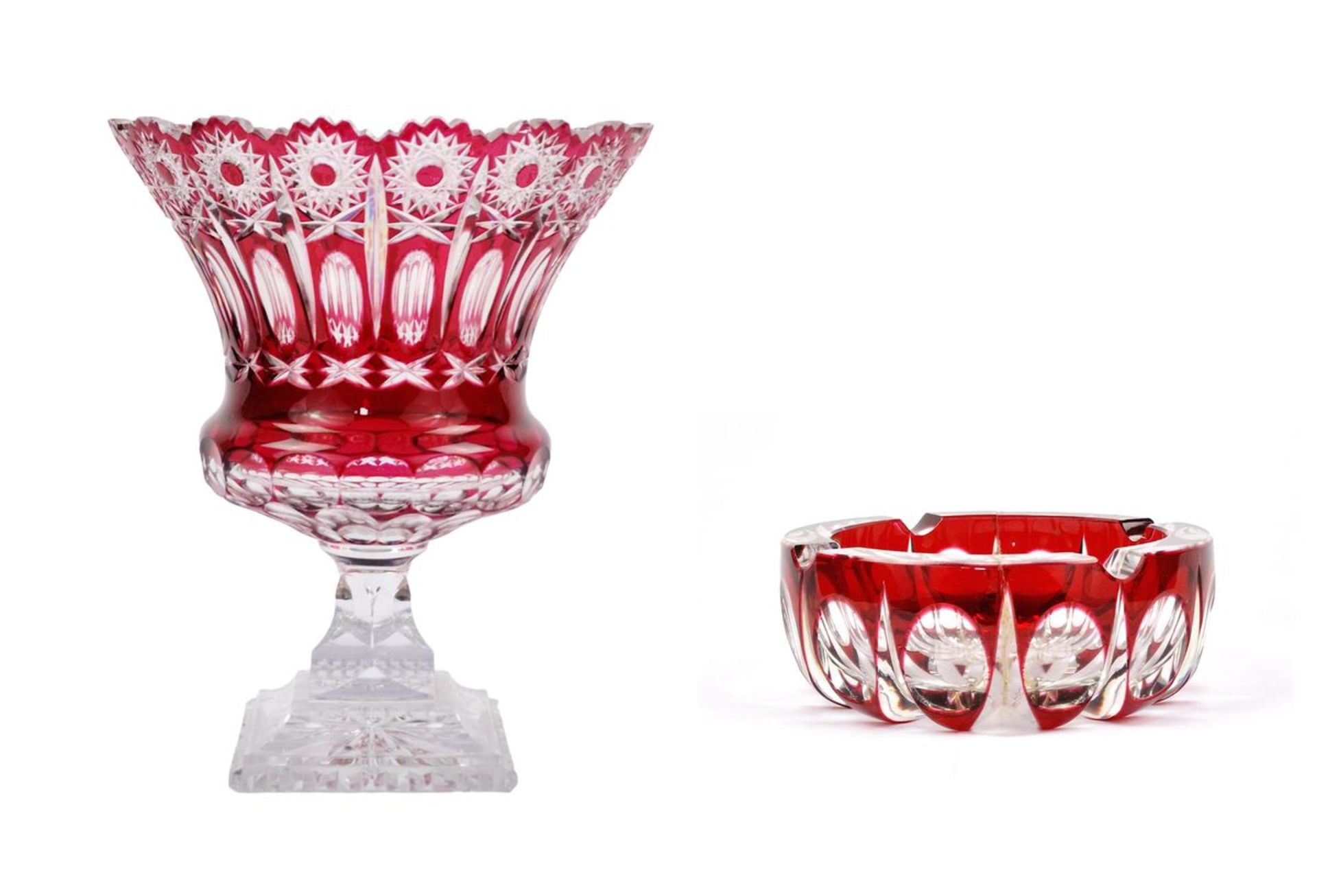 COUPE OVERLAY ROUGE ATTRIBUE A BACCARAT
