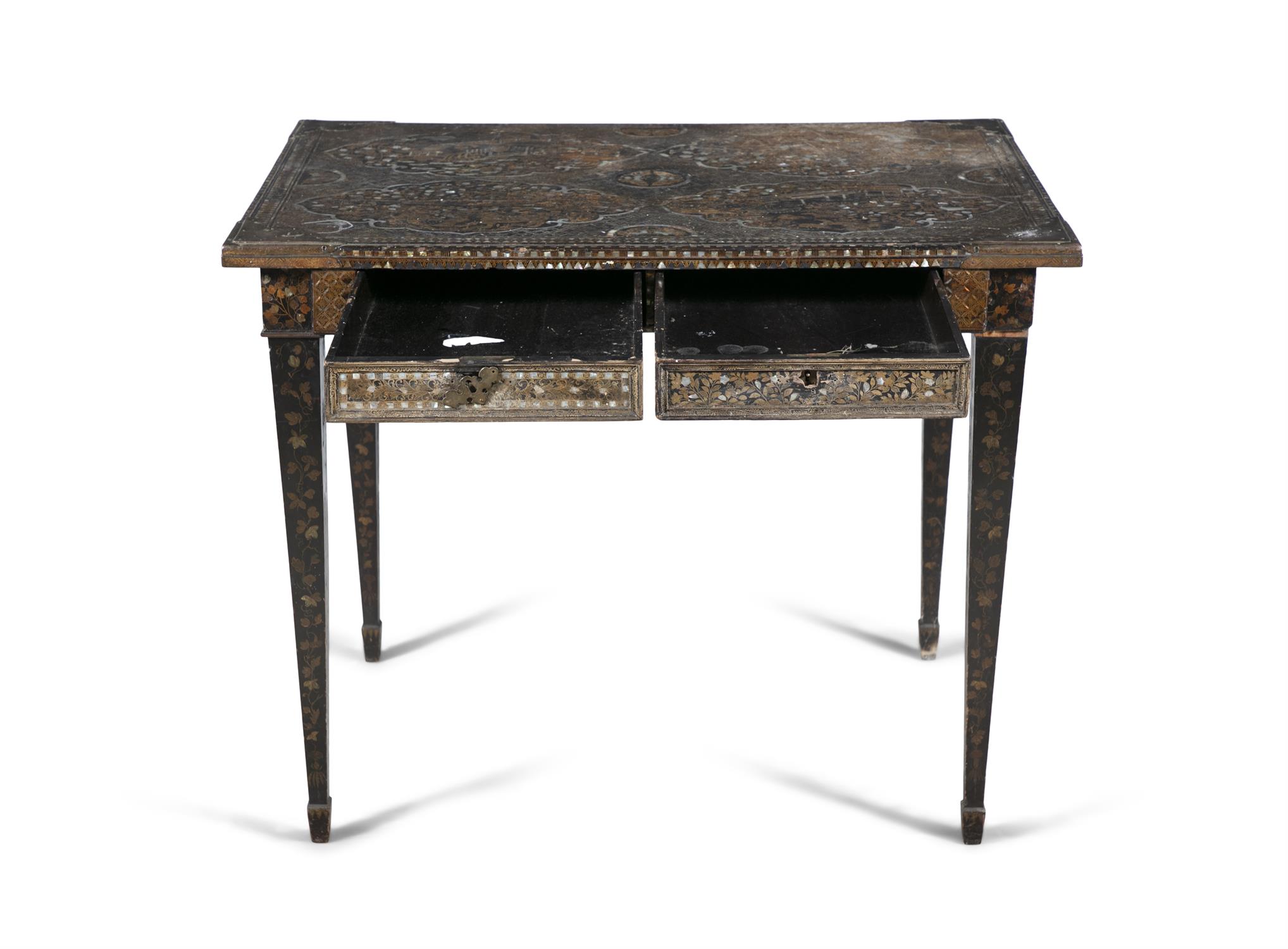 A CHINESE EXPORT GILT AND BLACK LACQUER TABLE, QING DYNASTY decorated all over with landscape - Image 2 of 5