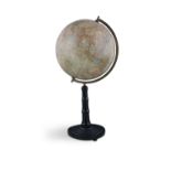 A GERMAN SCHOOL ROOM TABLE GLOBE BY ERD-GLOBUS, LEIPZIG EARLY 20TH CENTURY scale 1.