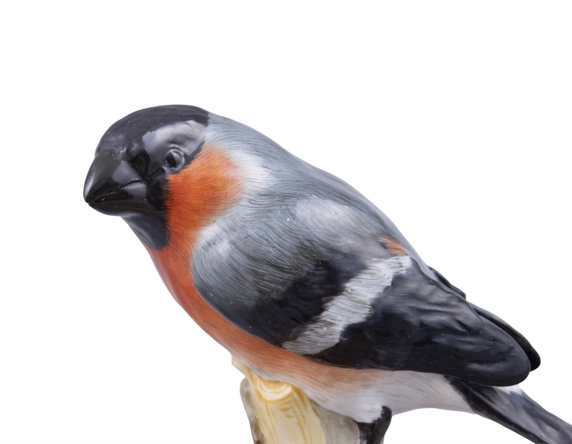 A 19TH CENTURY MEISSEN PAINTED PORCELAIN MODEL OF A BULLFINCH standing on a tree stump hand - Image 3 of 4