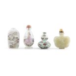 ASSORTMENT OF SNUFF BOTTLES (4)