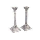 A PAIR OF IRISH SILVER CANDLESTICKS Dublin c.1978, mark of the Jewellery & Metal Manufacturing