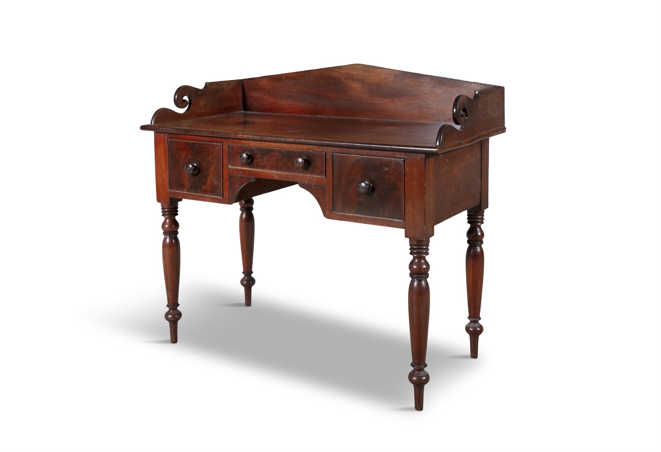 A VICTORIAN MAHOGANY DRESSING TABLE, C.1840 the rectangular top with raised three quarter gallery - Image 2 of 4