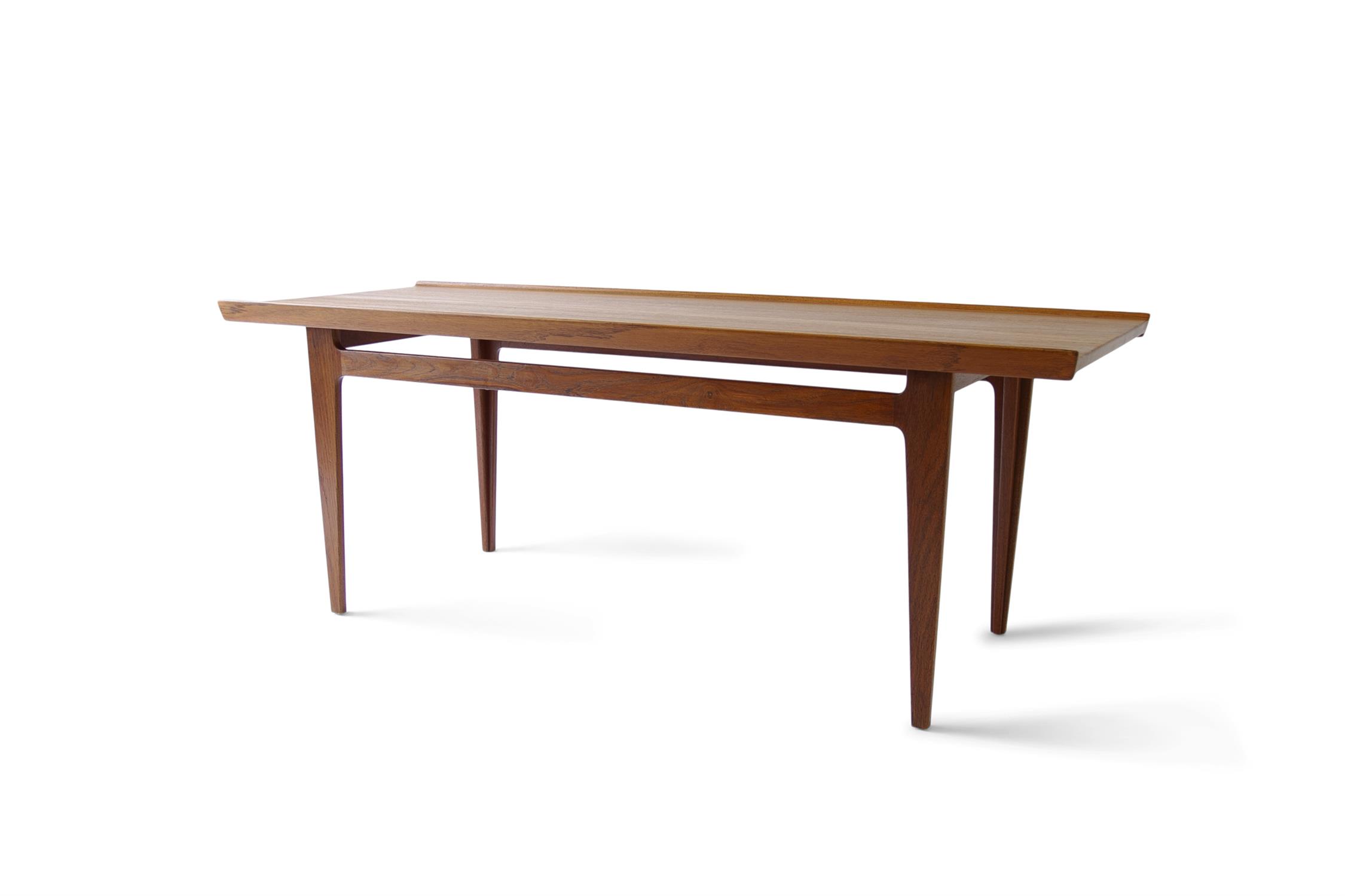 FINN JUHL (1912 - 1989) A teak coffee table by Finn Juhl for France & Sons. Denmark, c.1960. - Image 2 of 4