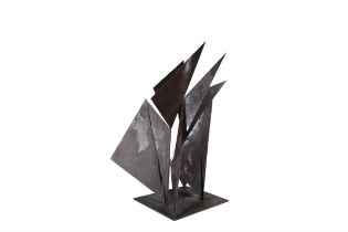 Eamonn O'Doherty (1939 - 2011) Untitled Metal, 163cm high (64¼") Provenance: From the