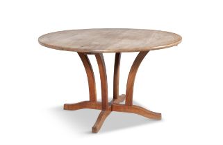 AN ENGLISH OAK CIRCULAR DINING TABLE BY ALAN 'ACORNMAN' GRAINGER, in the Arts & Crafts style,