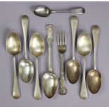 Six Edwardian silver Old English dessert spoons, London 1902 by Francis Higgins; a King’s pattern