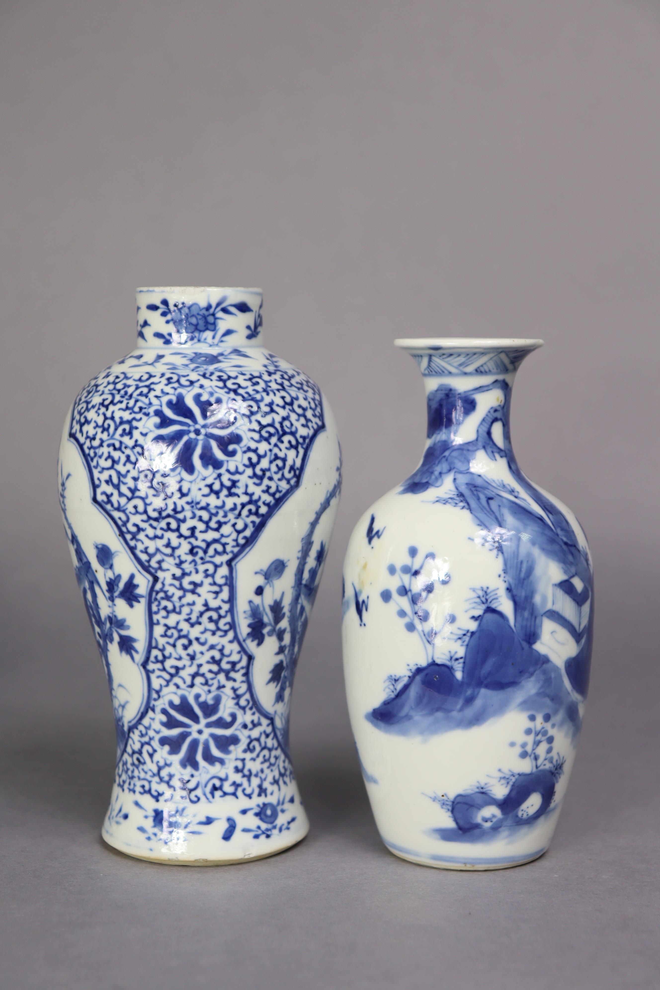 A 19th century Chinese blue & white porcelain bottle vase decorated with fishermen in a - Image 7 of 8