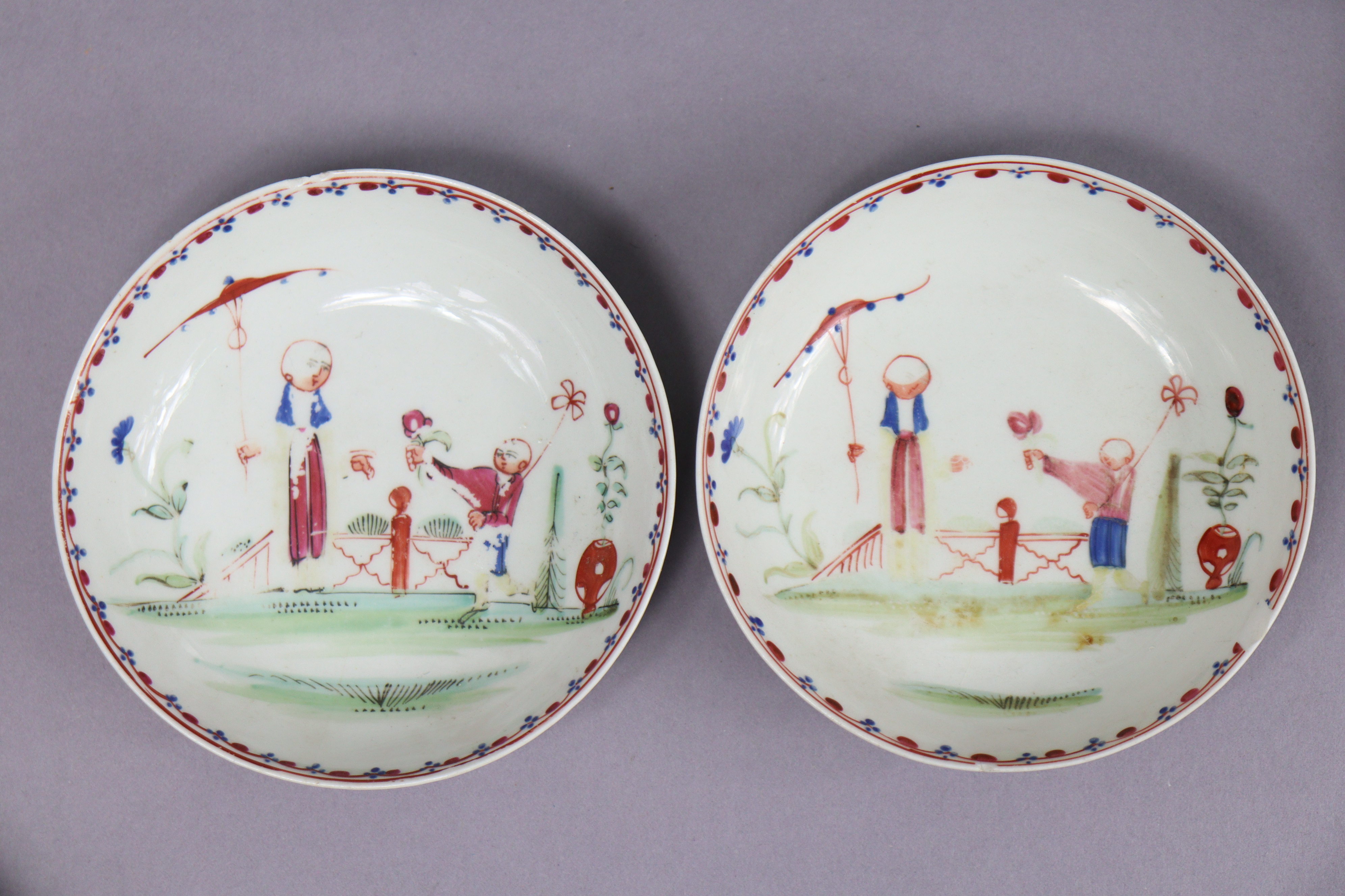 An 18th century Newhall porcelain part tea service, decorated in coloured enamels with chinoiserie - Image 8 of 17