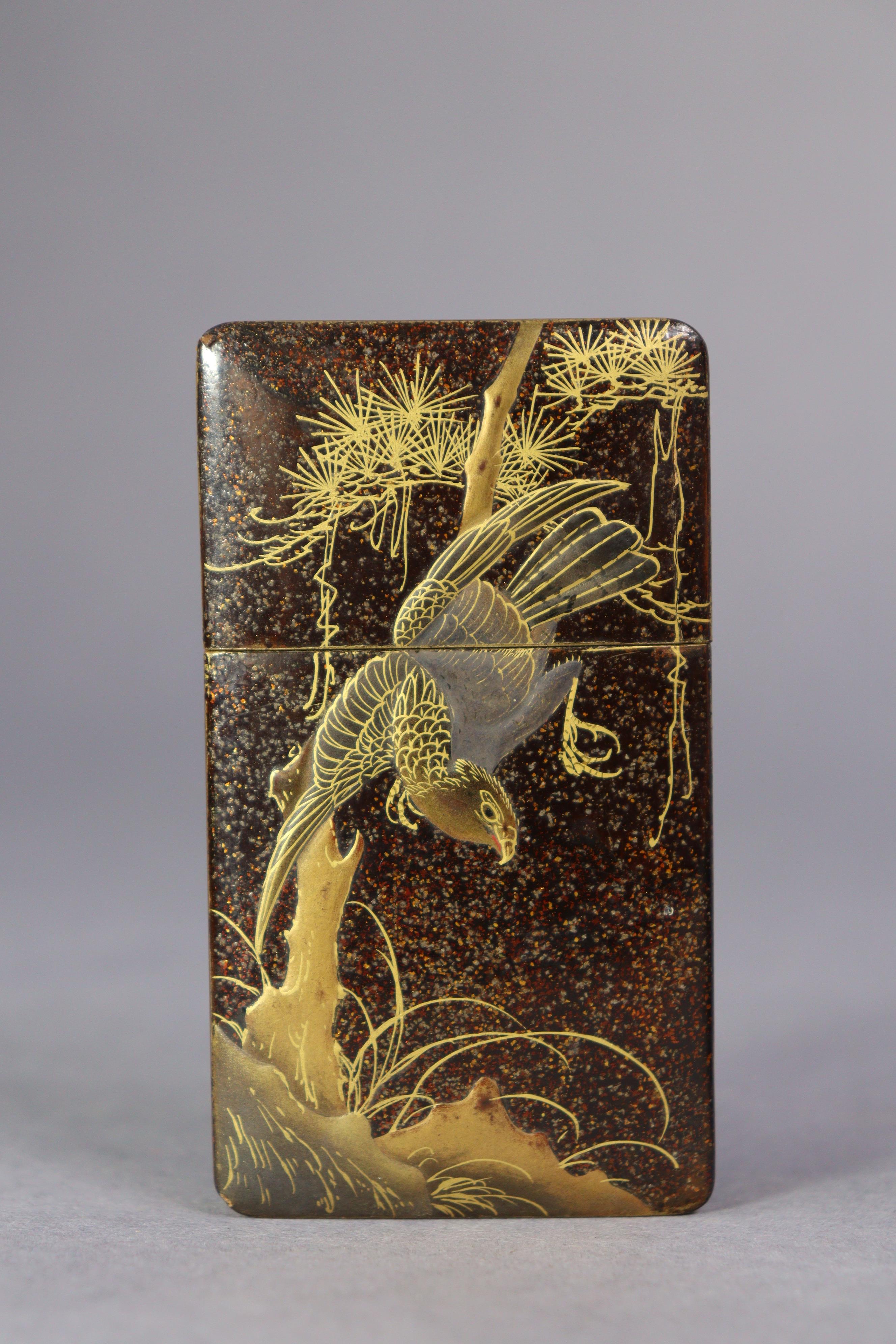A late 19th century Japanese lacquer card case decorated with a hawk on a gilt-speckled ground, - Image 3 of 5