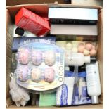 Various toiletries, boxed & unboxed, all with contents.