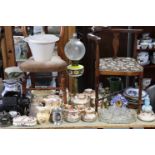 Various items of decorative china, pottery, & glassware, part w.a.f.