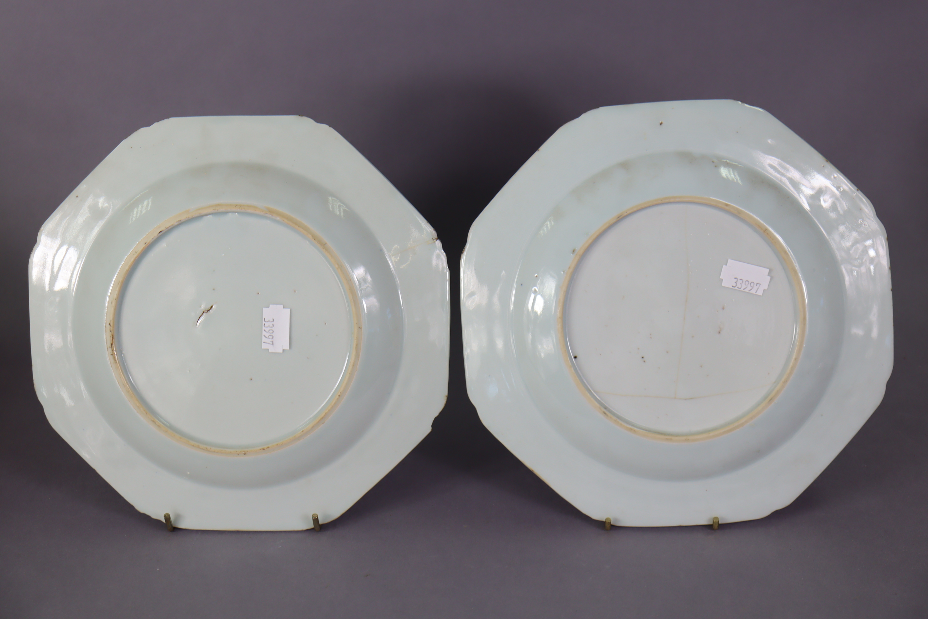 A set of three 18th century Chinese blue & white porcelain octagonal plates, each with a river - Image 3 of 5