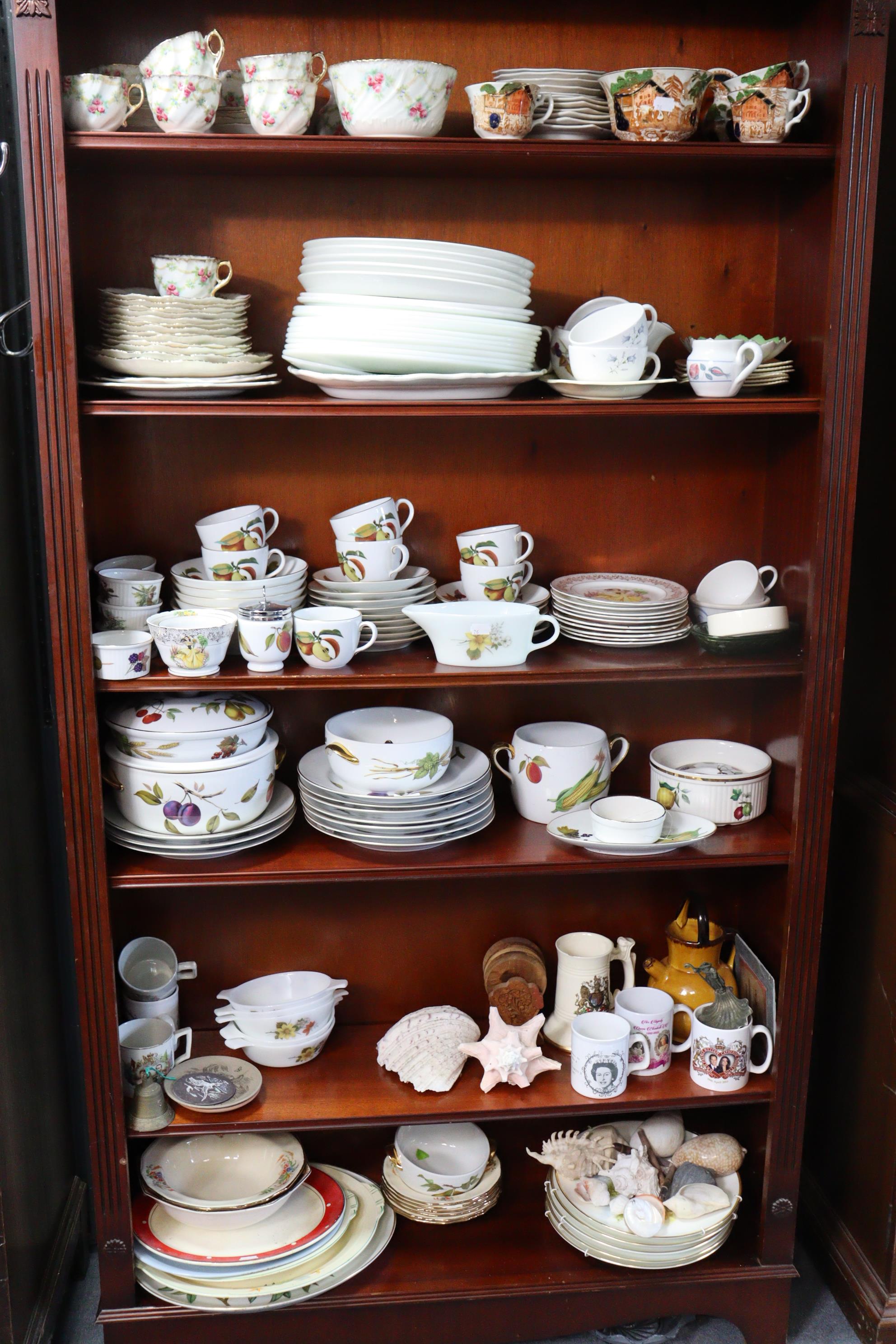 Various items of Royal Worcester “Evesham” dinner & kitchenware; together with a floral decorated