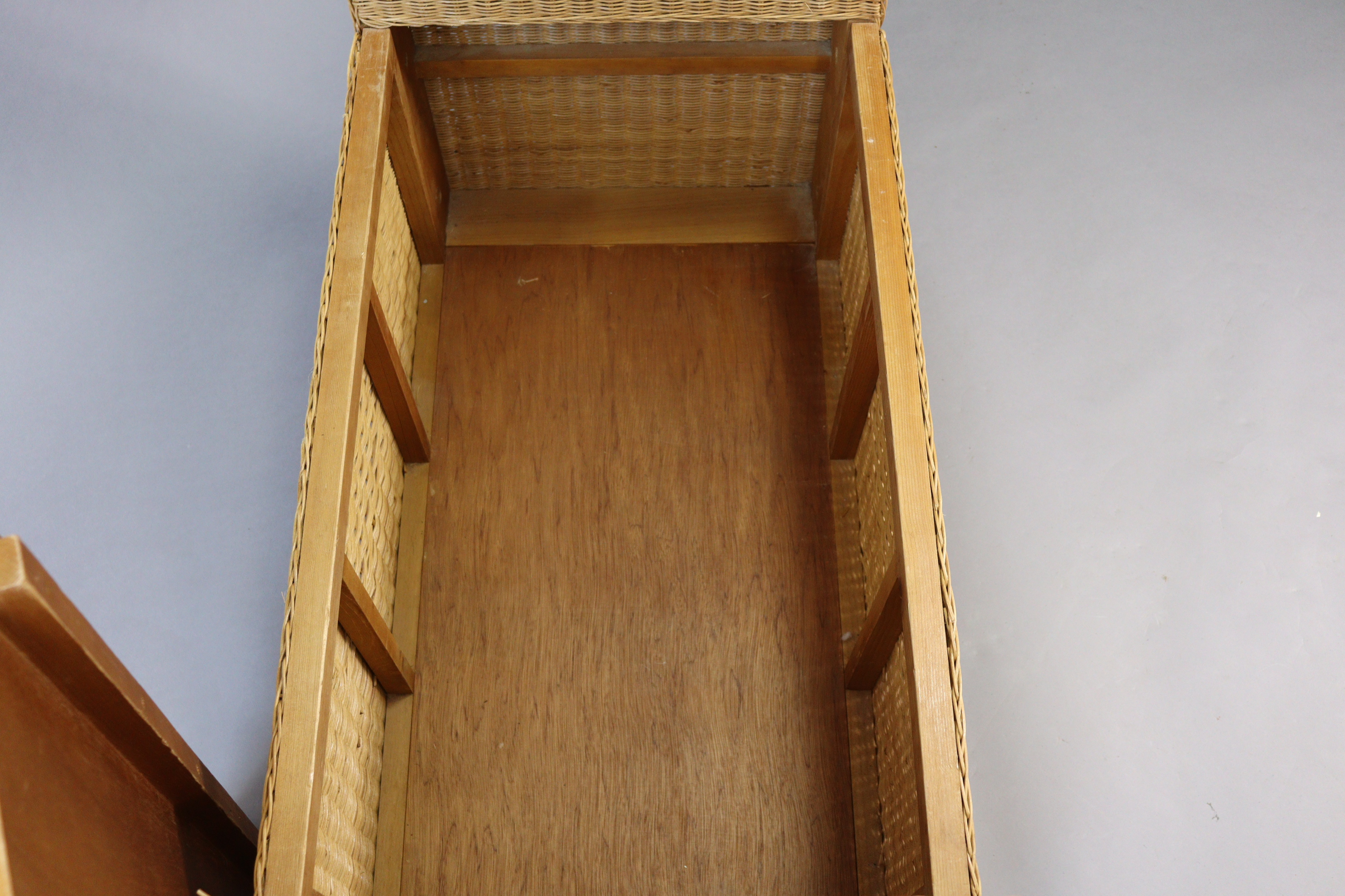 A wicker blanket box with a padded seat, 37” wide x 21” high. - Image 3 of 4