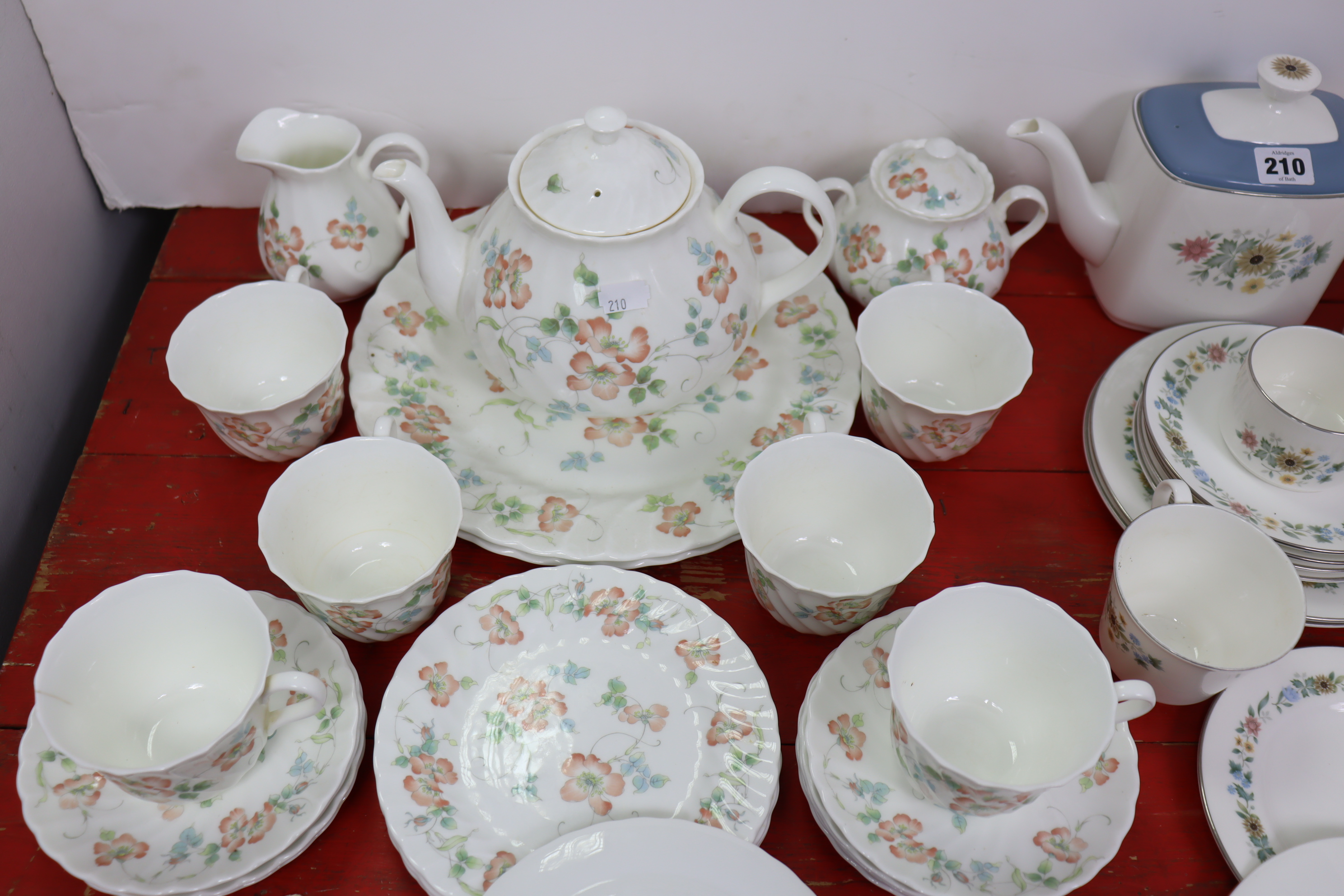 A Wedgwood bone china “Cottage Rose” twenty-six piece part tea service; & a Royal Doulton “ - Image 5 of 5