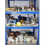 Various items of decorative china, pottery, & glassware, part w.a.f.