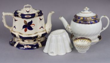 A late 18th/early 19th century English porcelain teapot & stand with blue & gilt floral bands,