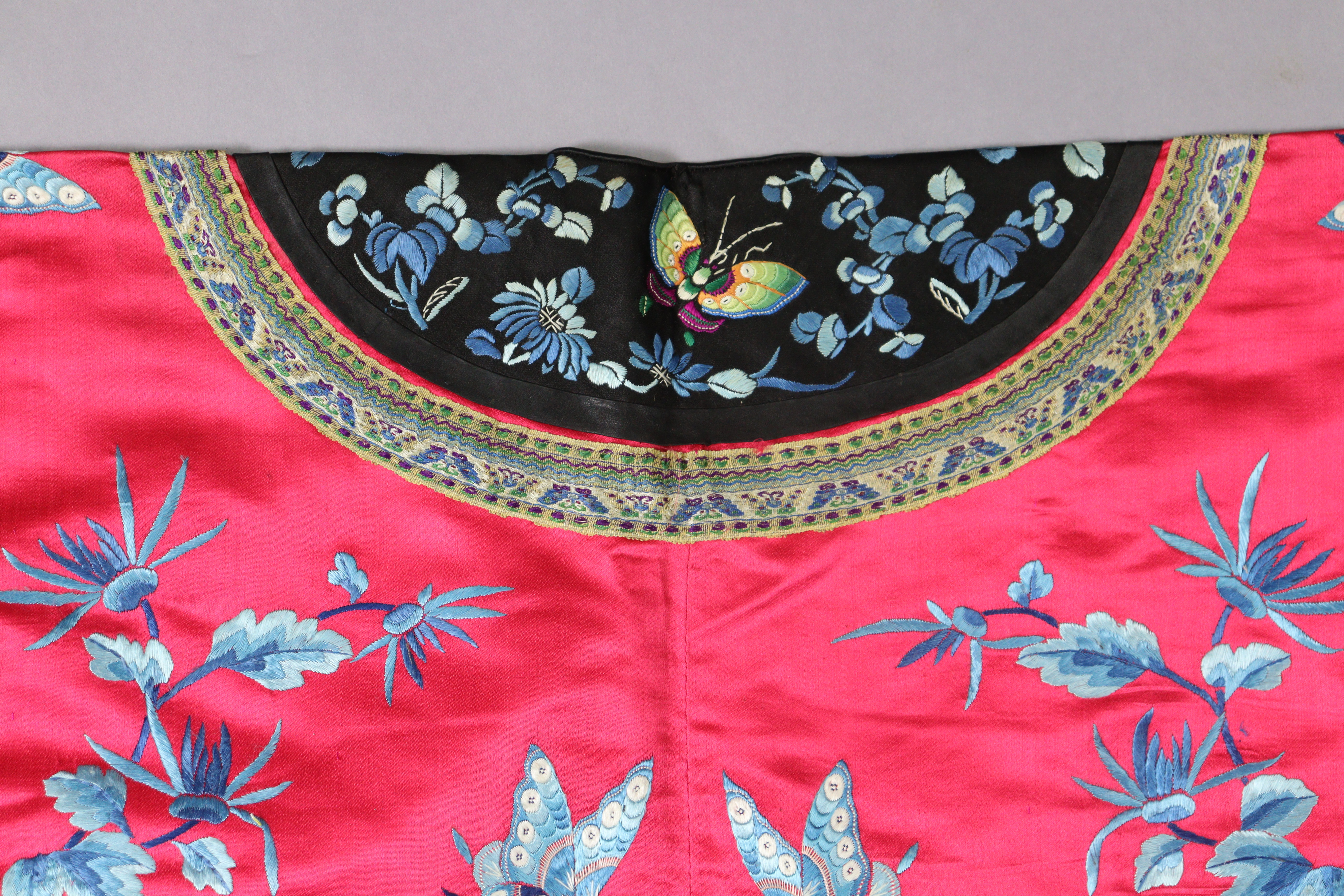 A LATE 19th CENTURY CHINESE SILK INFORMAL LADY’S ROBE, of pink ground with all-over embroidered - Image 5 of 15