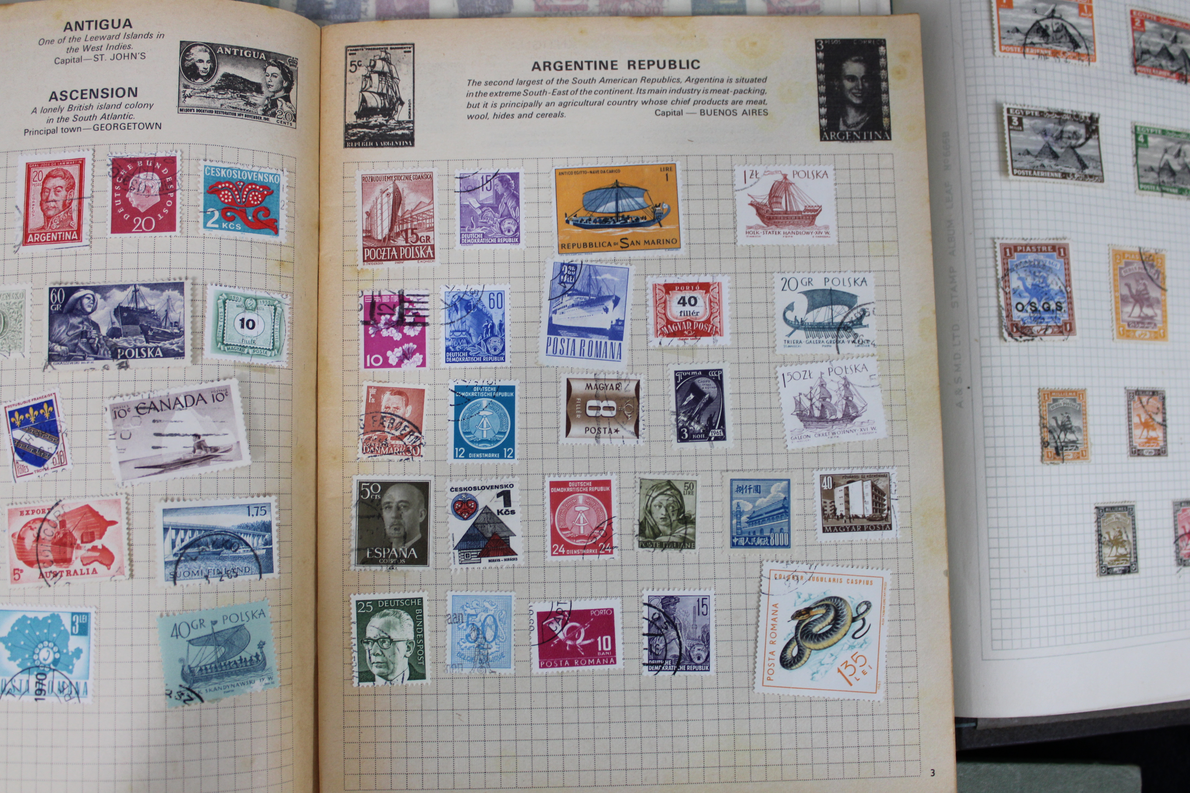 A collection of World Stamps of five albums; & various loose stamps. - Image 2 of 7