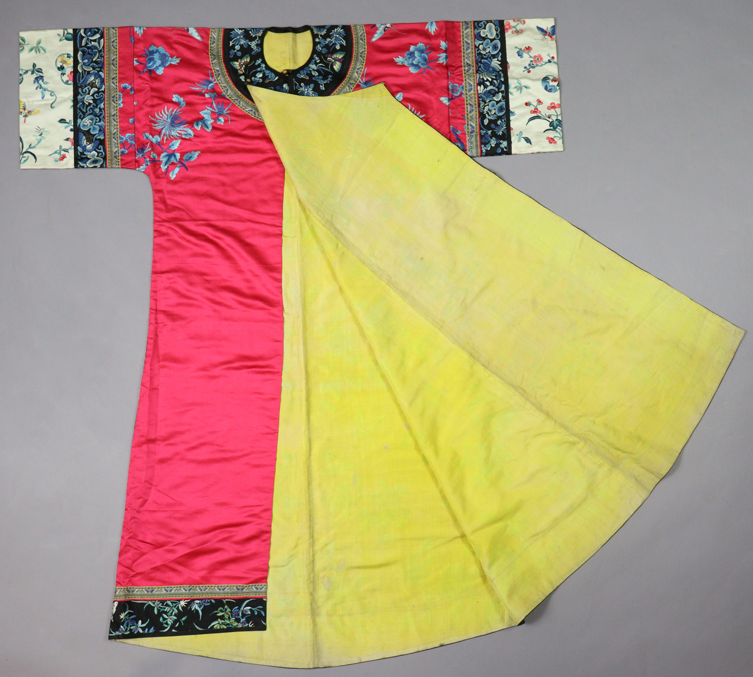 A LATE 19th CENTURY CHINESE SILK INFORMAL LADY’S ROBE, of pink ground with all-over embroidered - Image 13 of 15