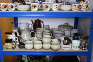 Various items of decorative china, pottery, & glassware, part w.a.f.