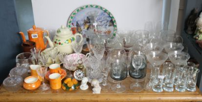 Various items of decorative china and glassware.