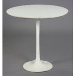 A 1970s Arkana tulip-design white-finish dining table with a circular top, & on a pedestal foot,
