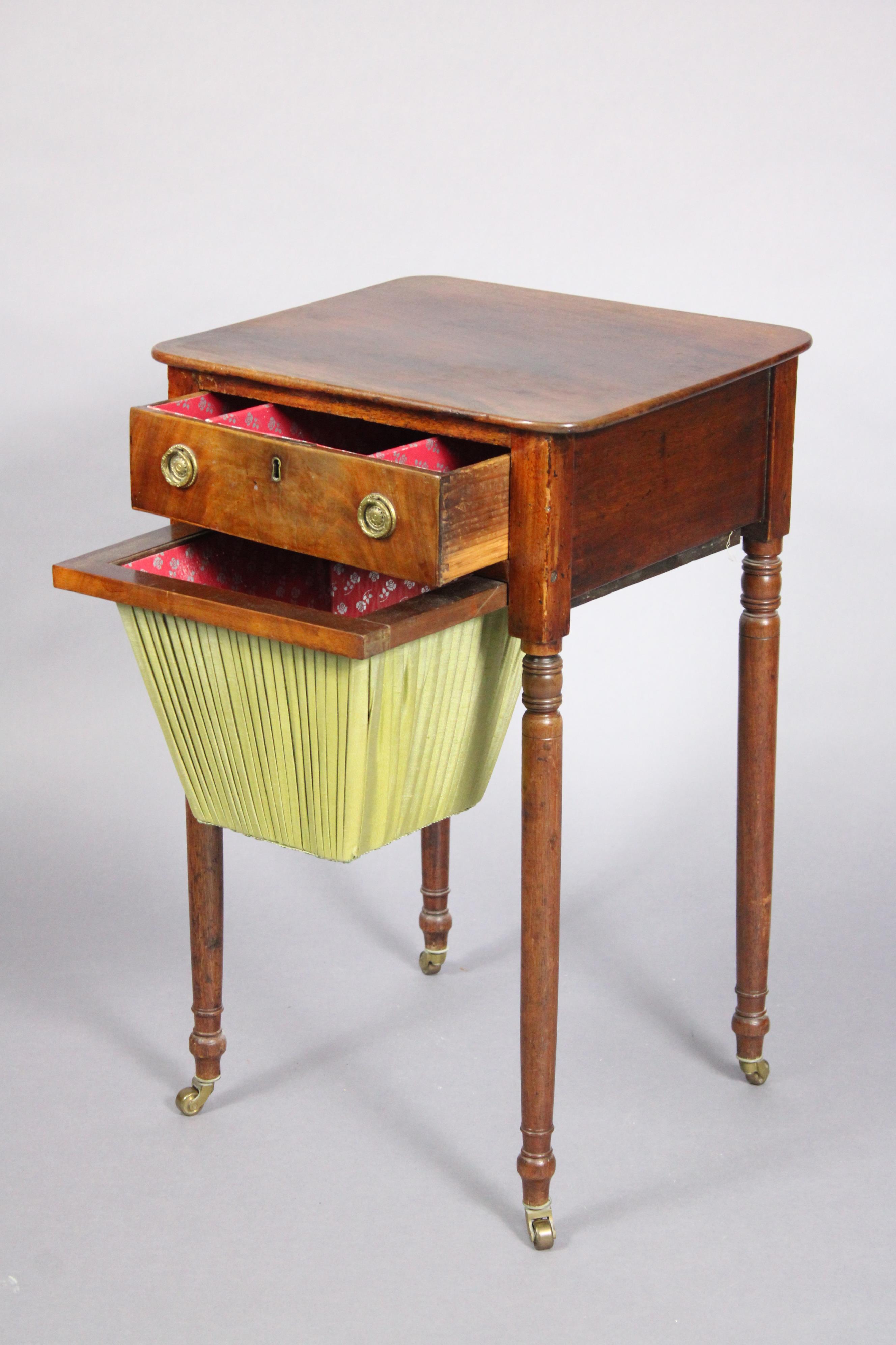 A late Georgian mahogany needlework table fitted frieze drawer with brass ring handles above a - Image 2 of 3