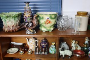 Various items of decorative china, pottery, & glassware, part w.a.f.