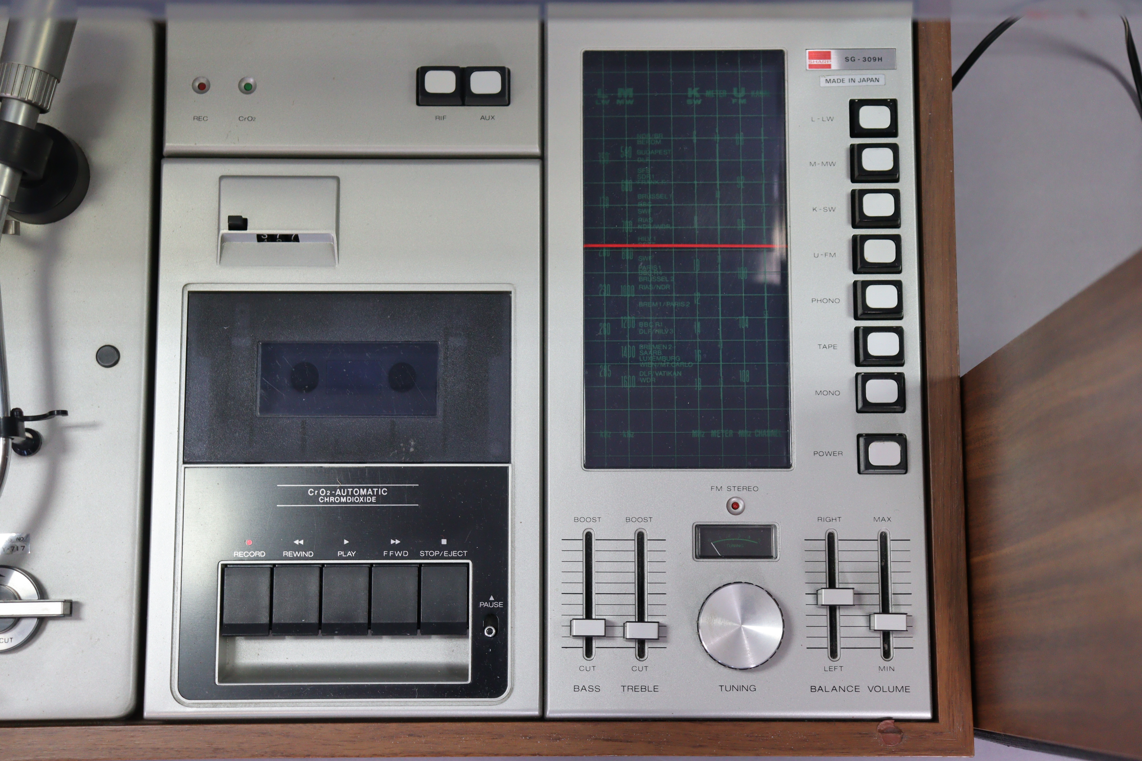 A Sharp stereo music system (model no. SG-309H). - Image 2 of 4