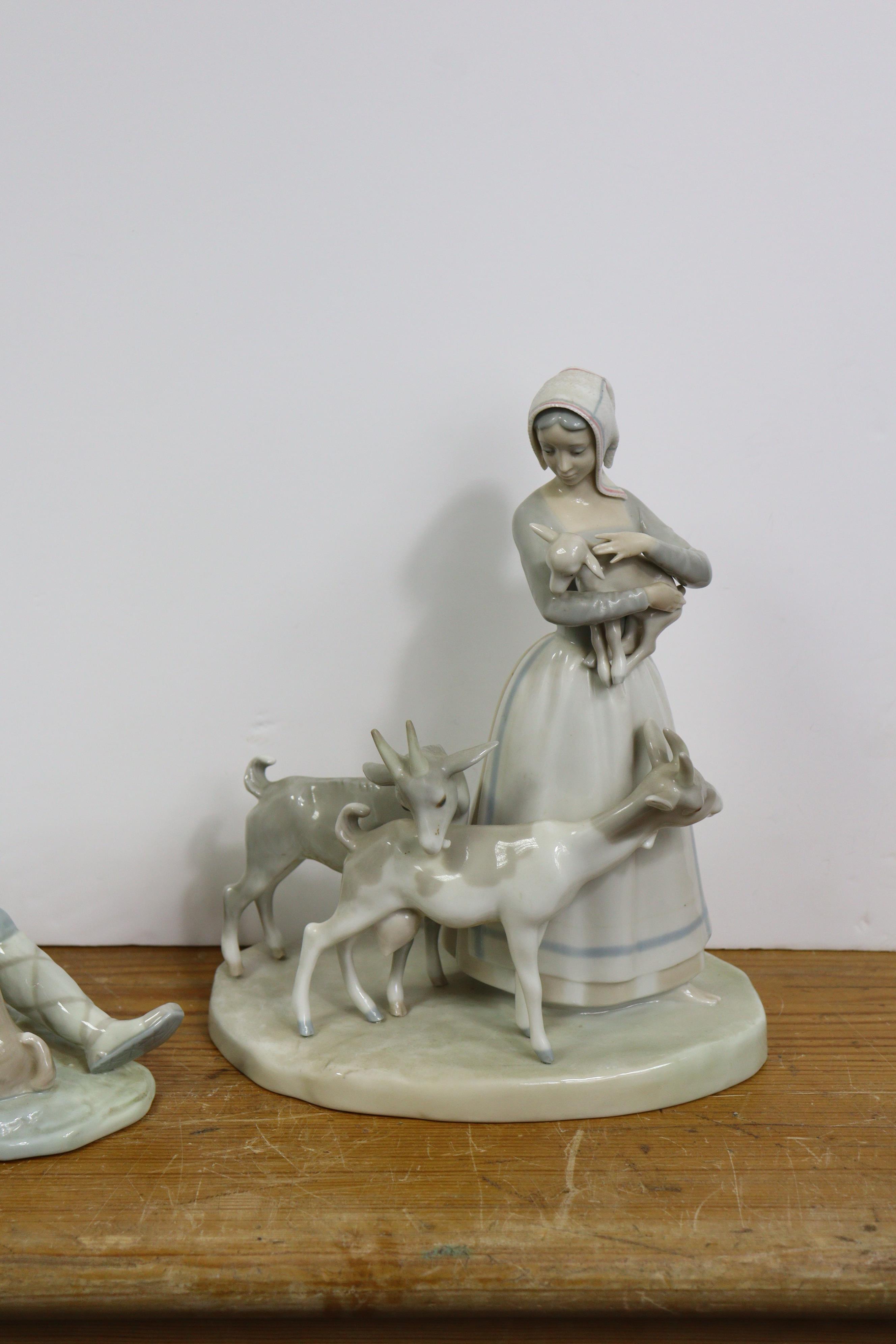 Seven various Lladro porcelain figure ornaments. - Image 3 of 5