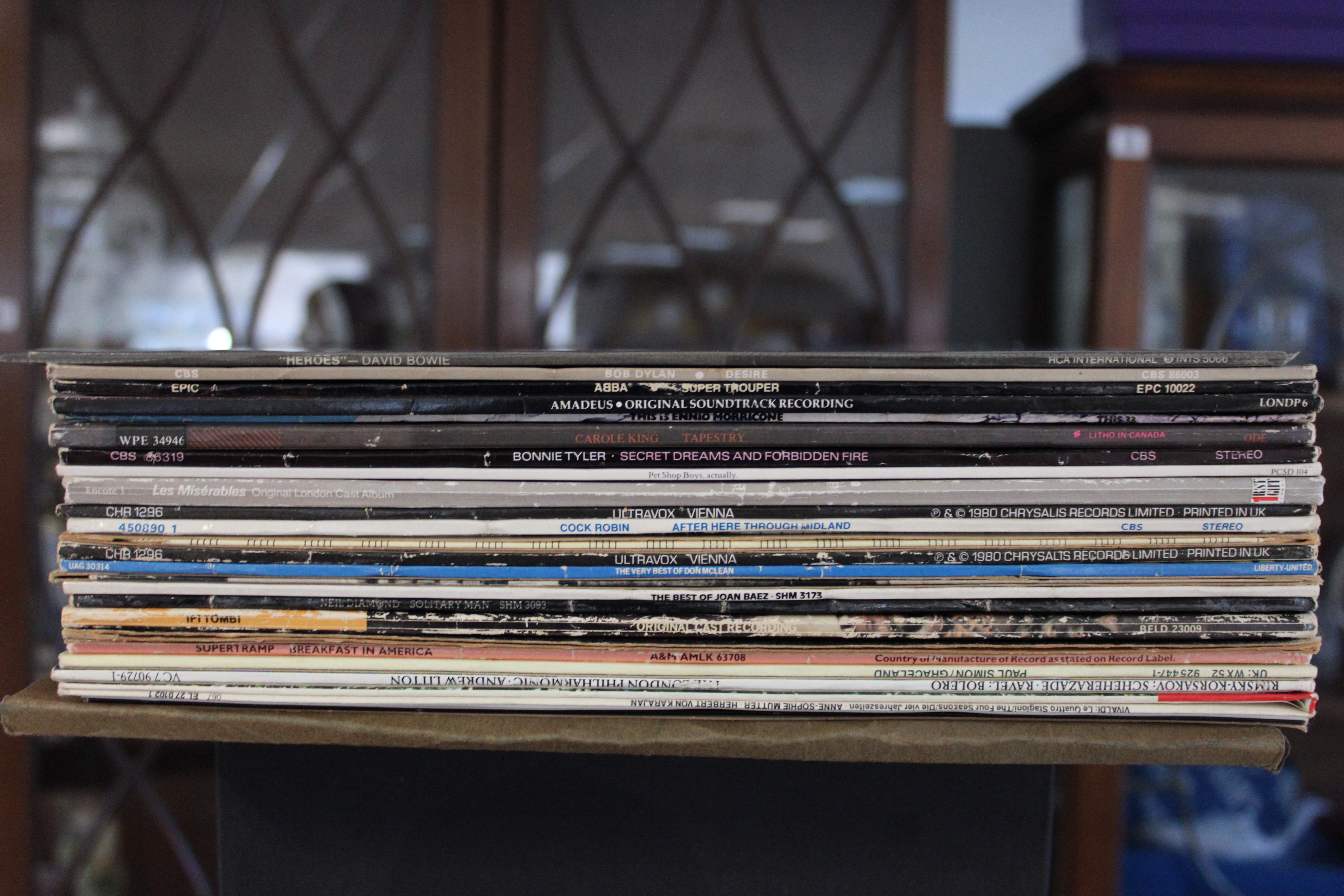 A Bang & Olufsen “Beocenter 4600” music system, boxed; various LP records. - Image 2 of 19