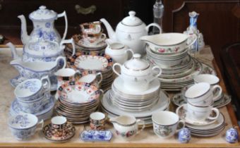 A Spodes blue & white “Clifton” fourteen-piece part tea service; a Royal Albert crown china floral