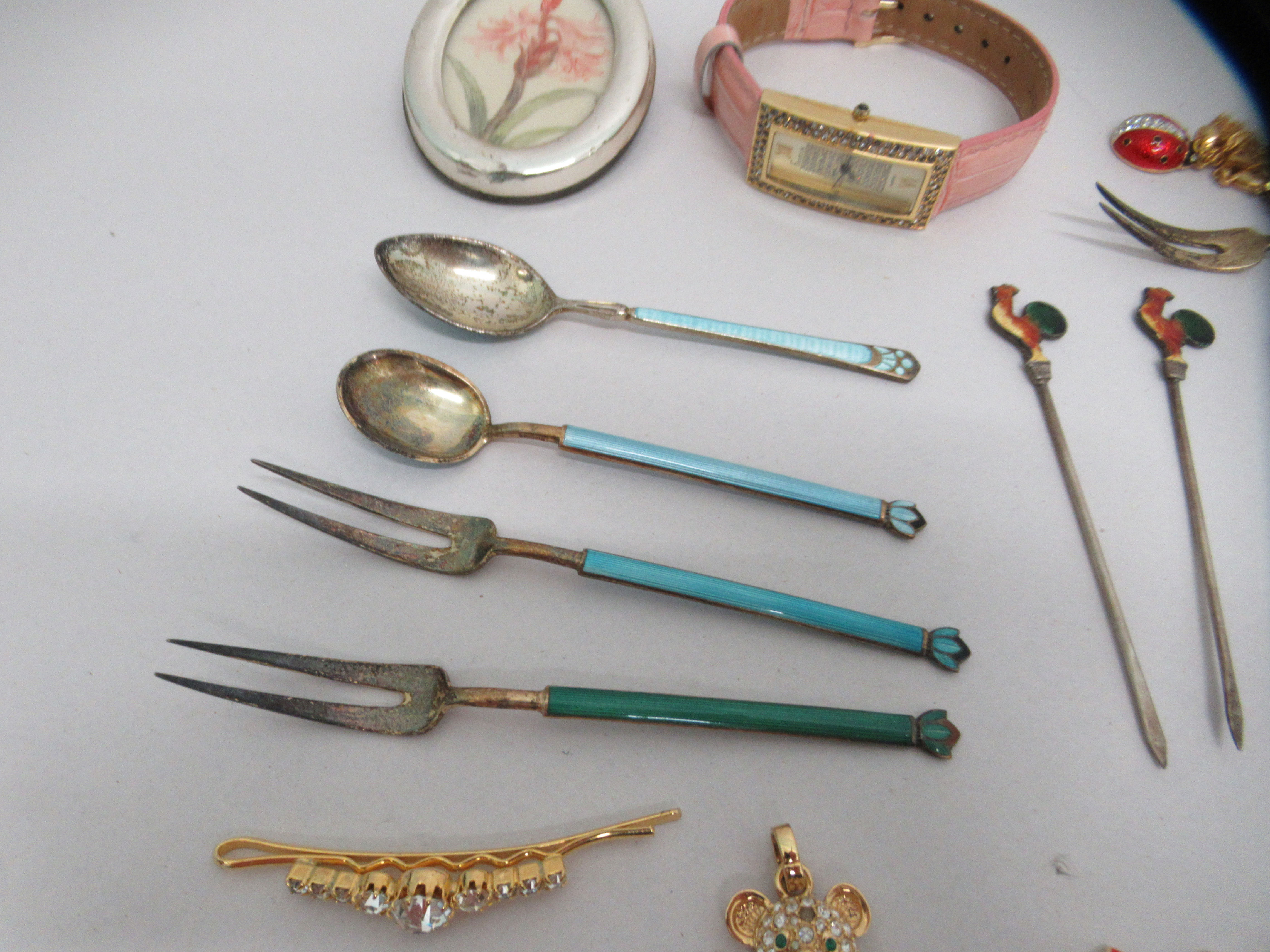 Silver collectables and costume jewellery: to include enamelled spoons  mixed marks - Image 5 of 6