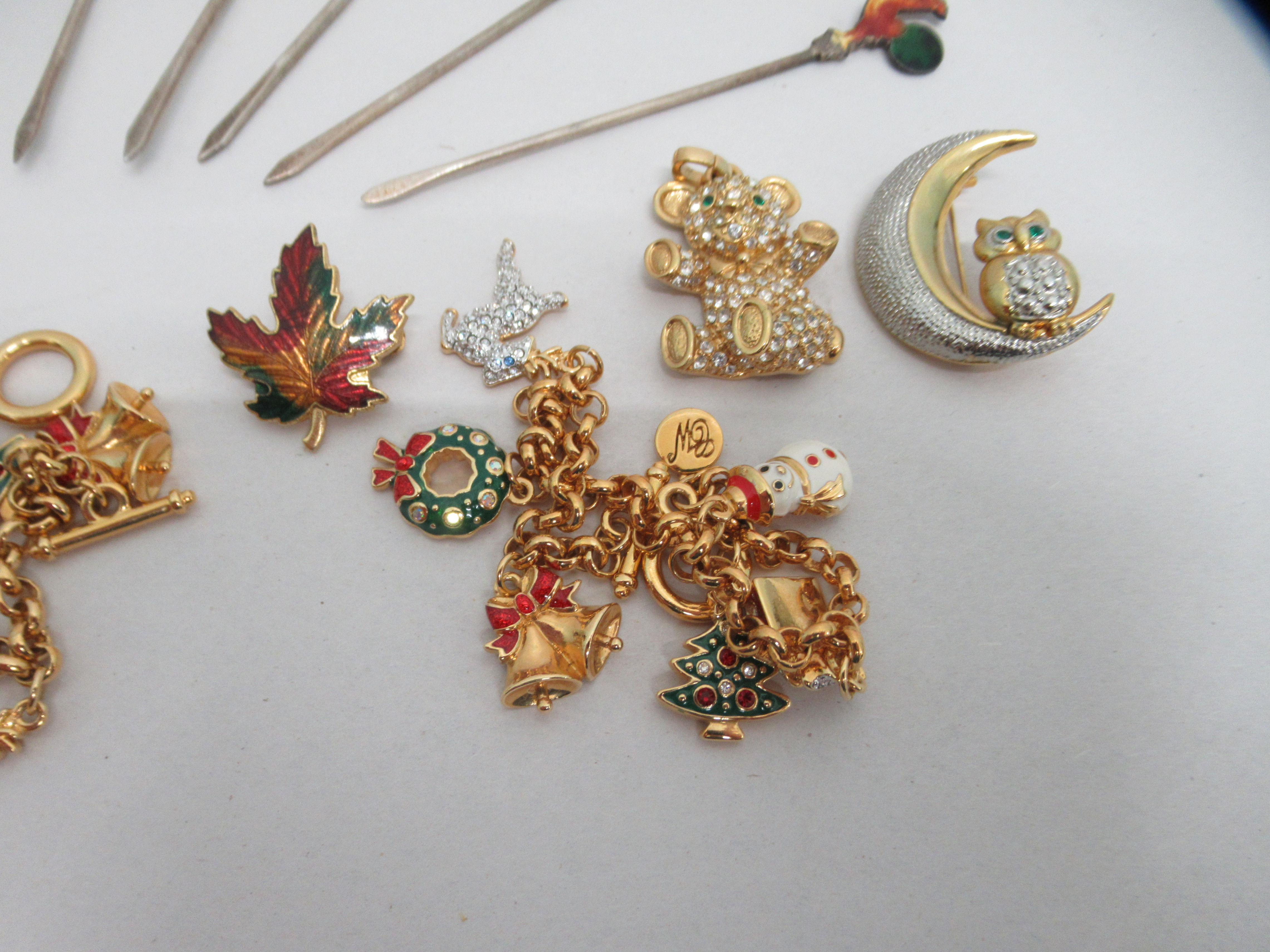 Silver collectables and costume jewellery: to include enamelled spoons  mixed marks - Image 3 of 6