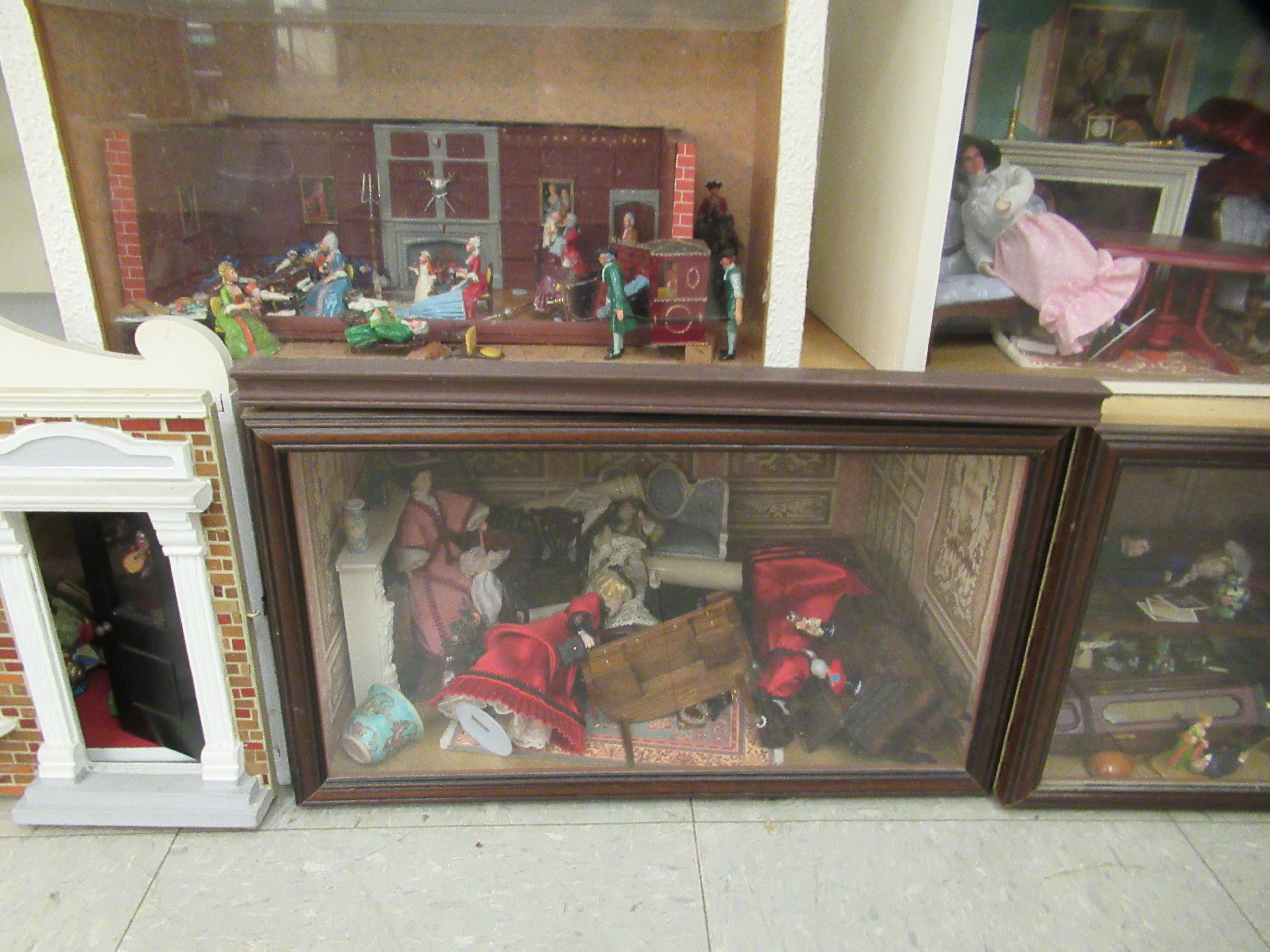 Five dolls house room settings, containing figures, furniture and accessories  cased  largest 11" - Image 3 of 6