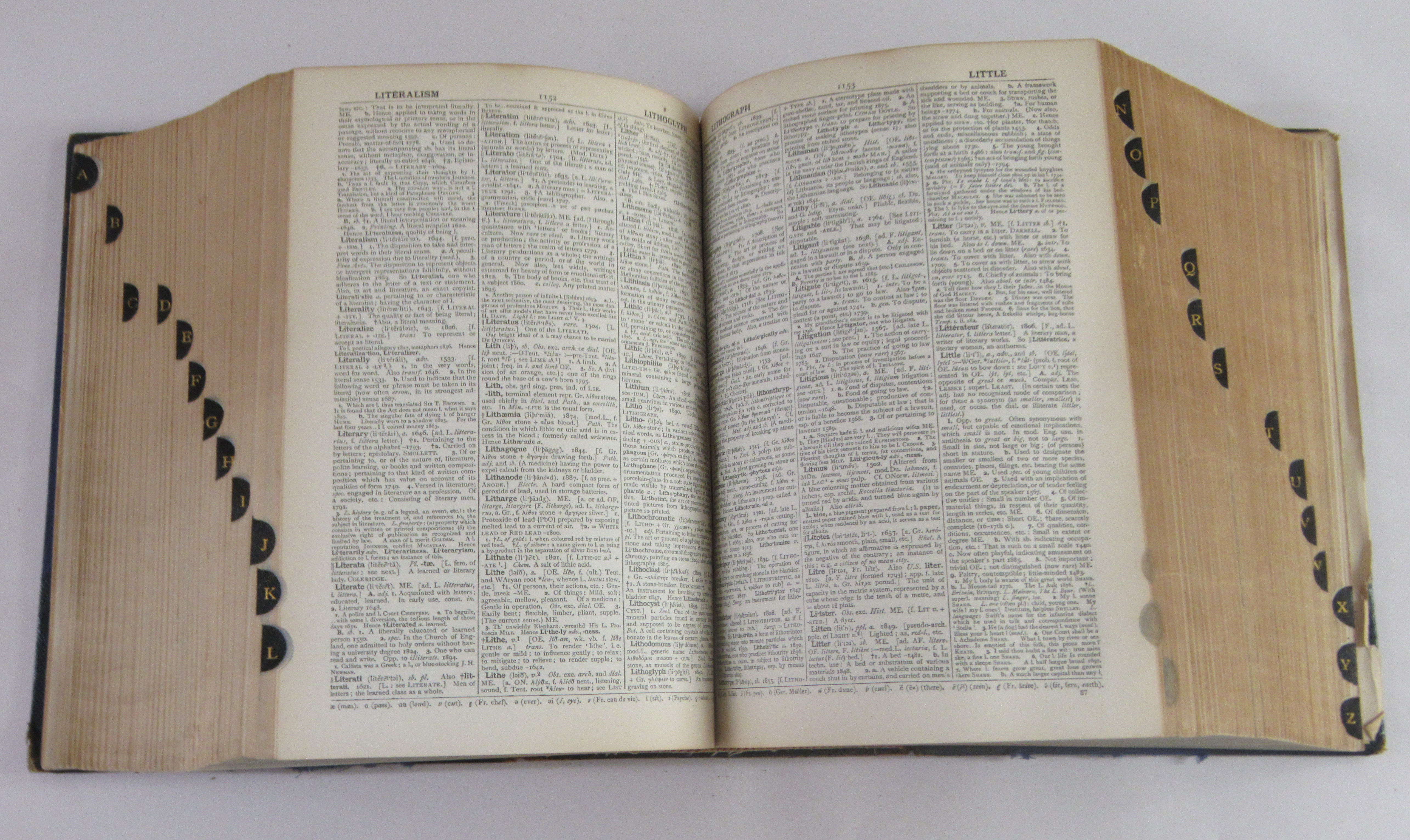 Book: 'The Shorter Oxford Dictionary'  3rd edition, revised with addenda published 1944 - Image 5 of 5