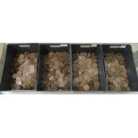 An uncollated collection of over 2500 early to mid 20thC British pennies and halfpennies