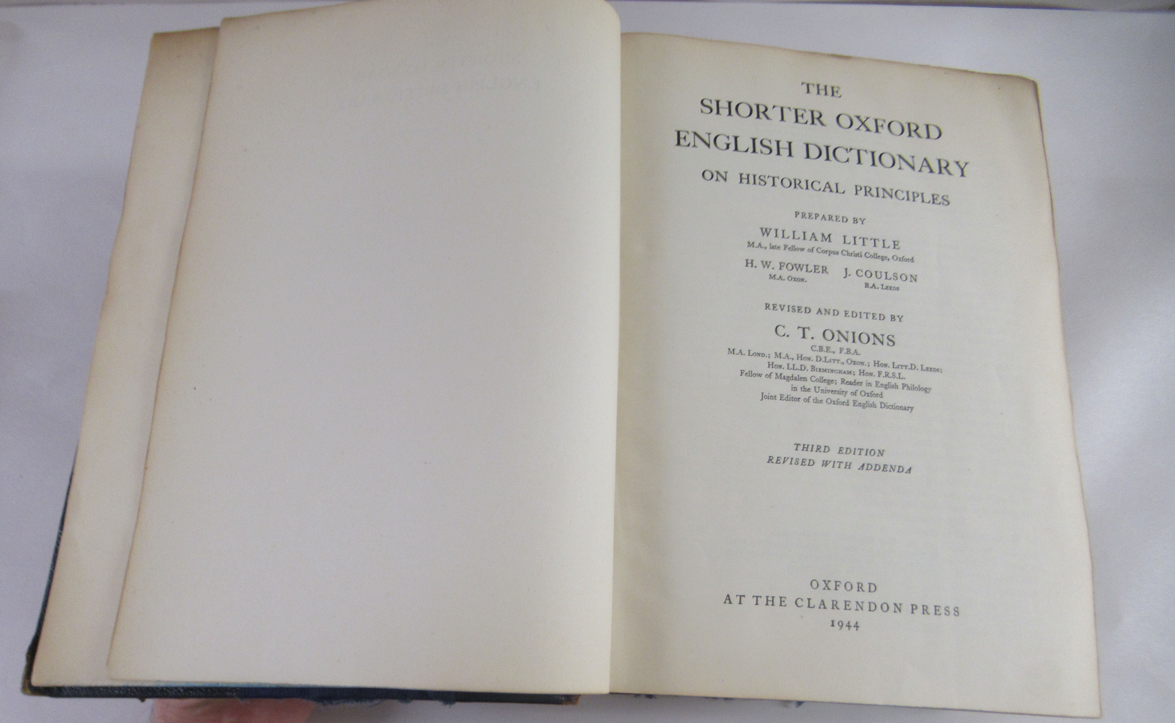 Book: 'The Shorter Oxford Dictionary'  3rd edition, revised with addenda published 1944 - Image 4 of 5