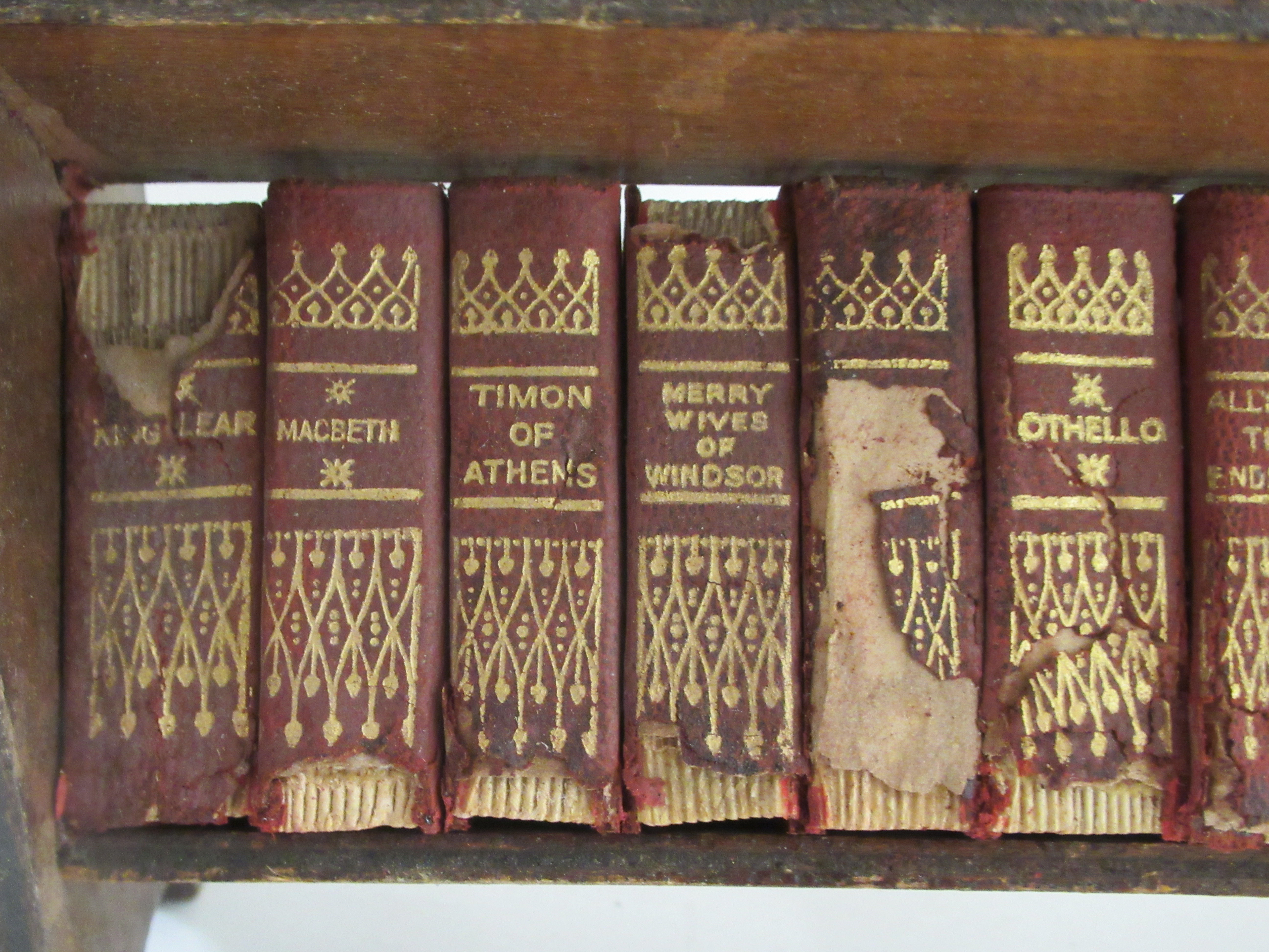 Books: a set of forty miniature volumes of Shakespeare's works, in a dedicated three tier bookcase - Image 2 of 8