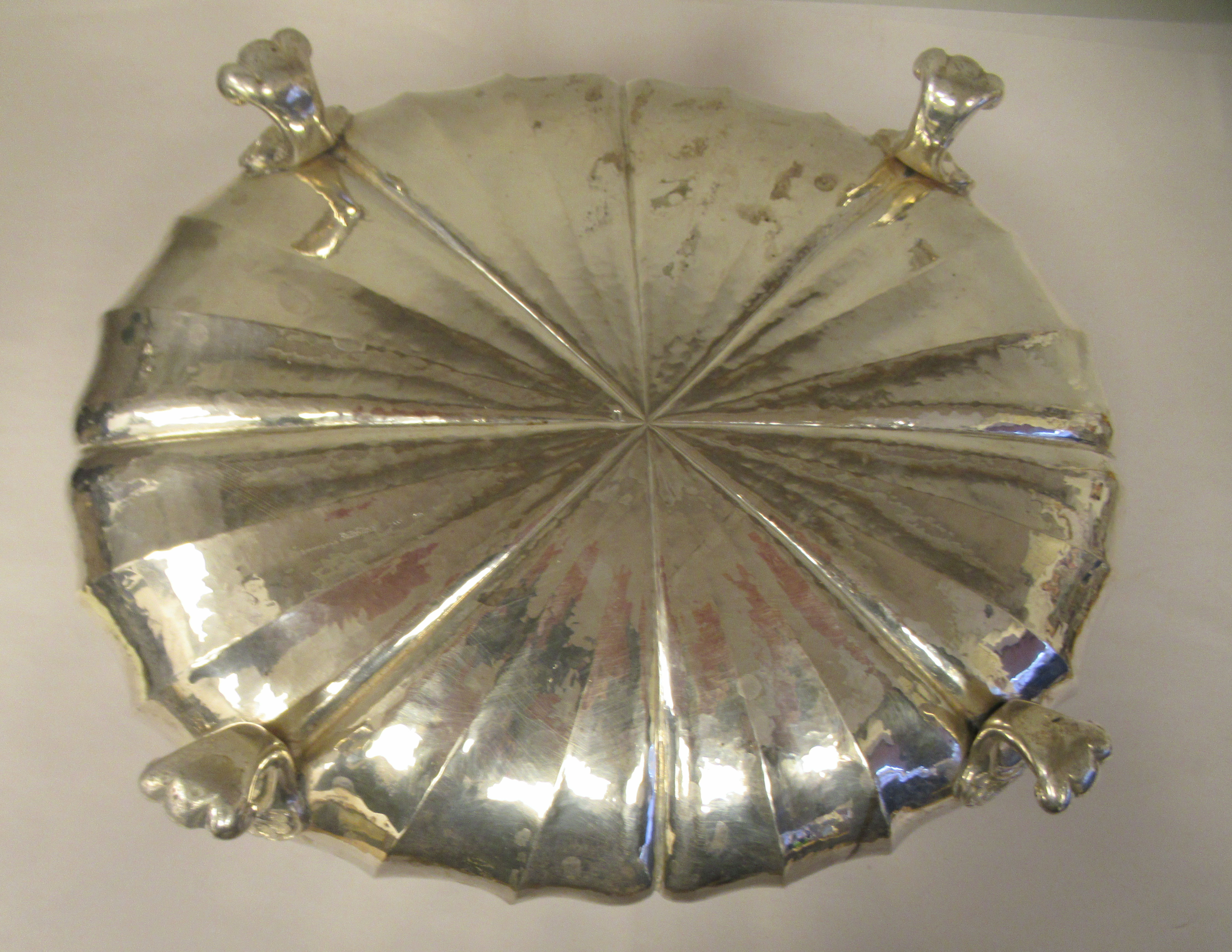 An Italian Gianmaria Buccellati silver oval, ogee shape jardiniere with fluted ornament, elevated on - Image 6 of 7