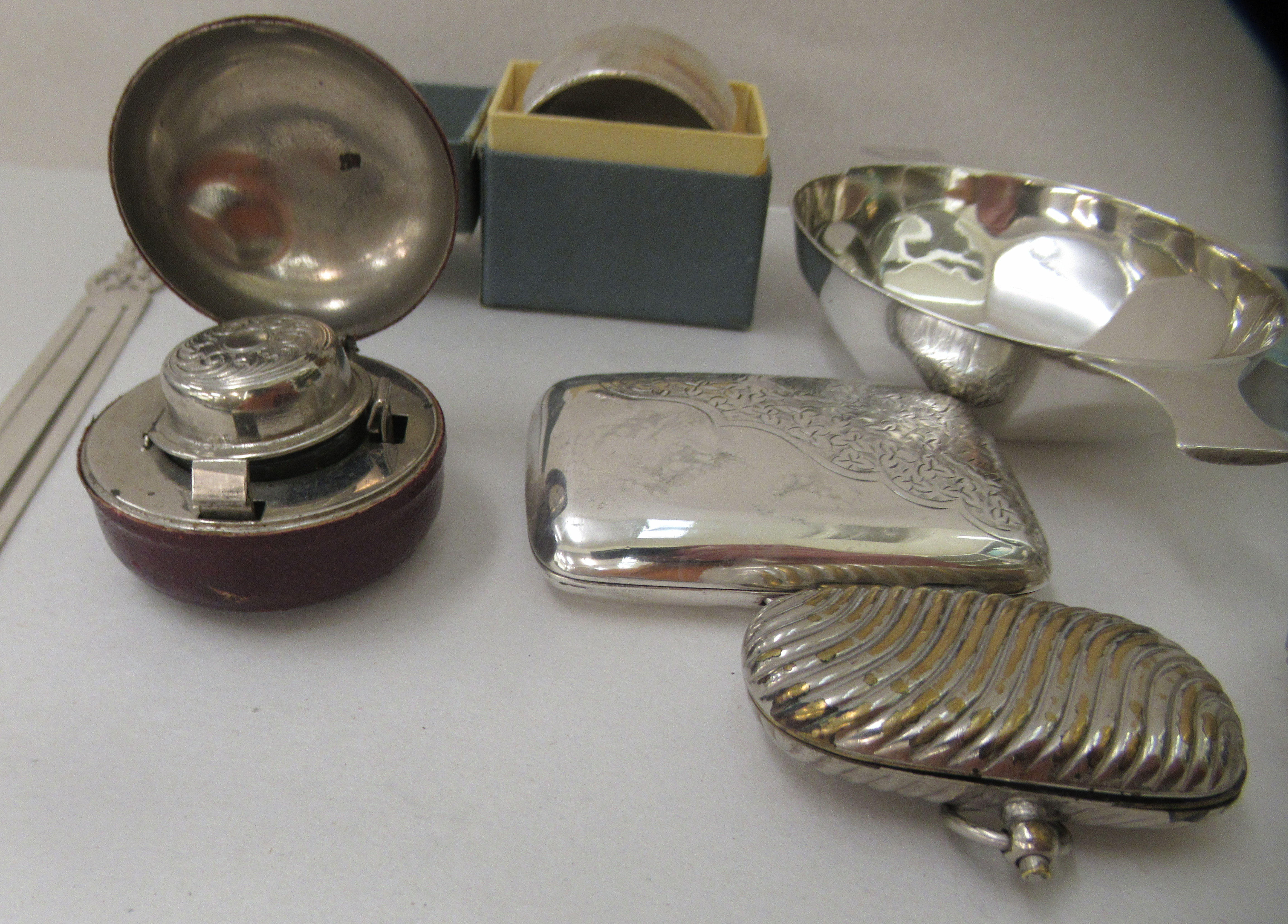 Silver, white metal and EPNS collectables: to include a quache; a napkin ring; and a combination - Image 3 of 5