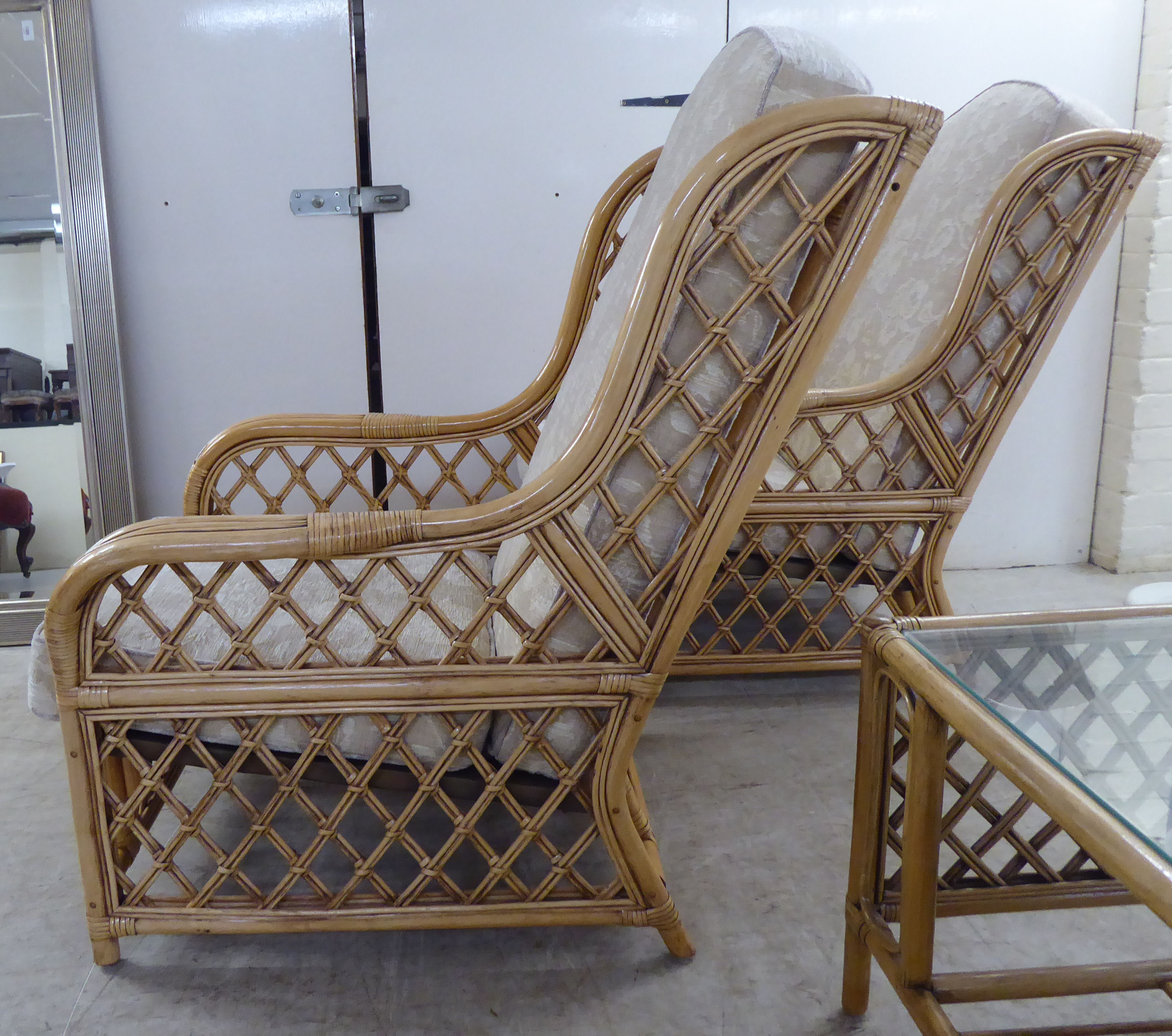 A modern bamboo framed conservatory suite, comprising a two person settee and a pair of armchairs - Image 5 of 5