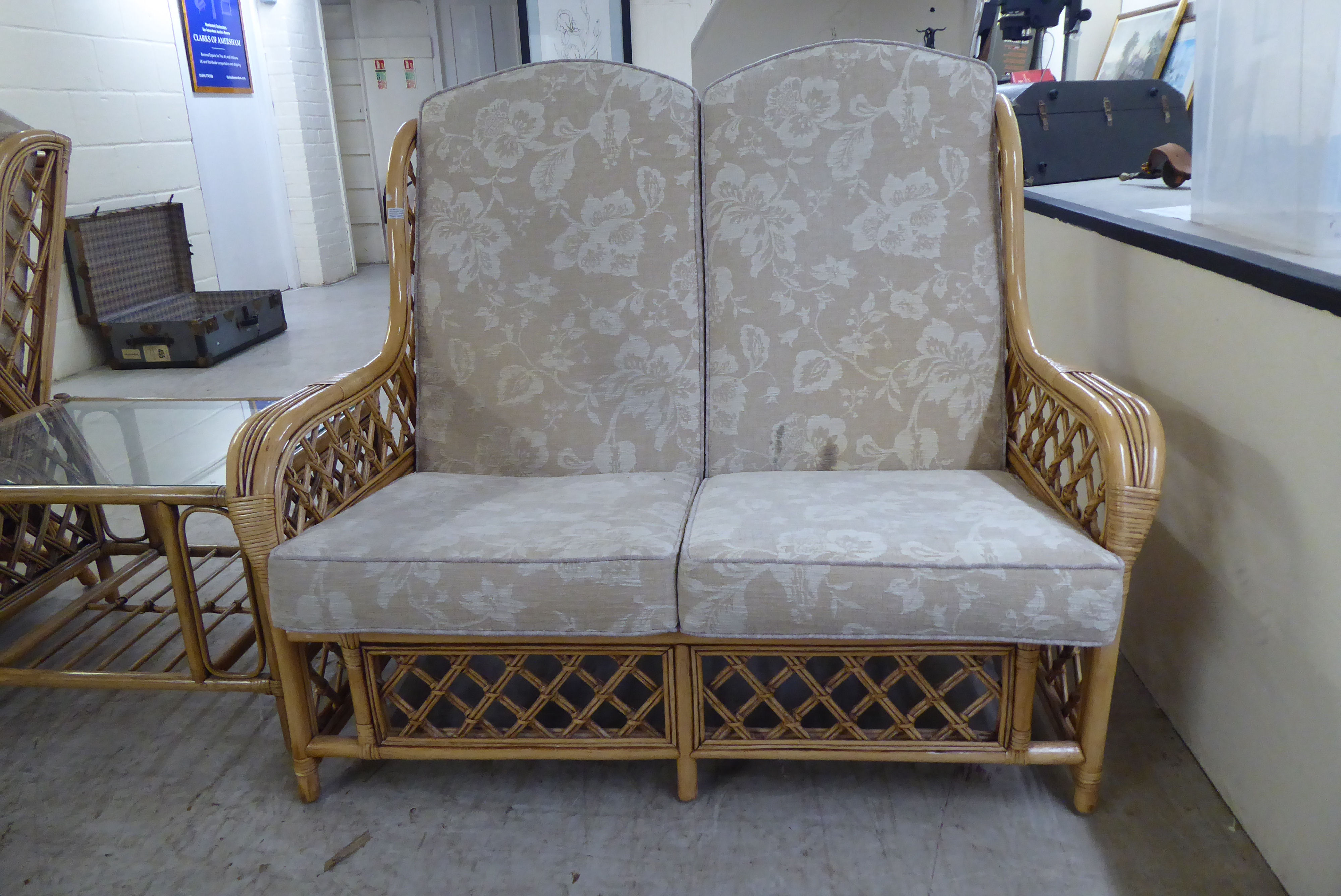 A modern bamboo framed conservatory suite, comprising a two person settee and a pair of armchairs - Image 4 of 5