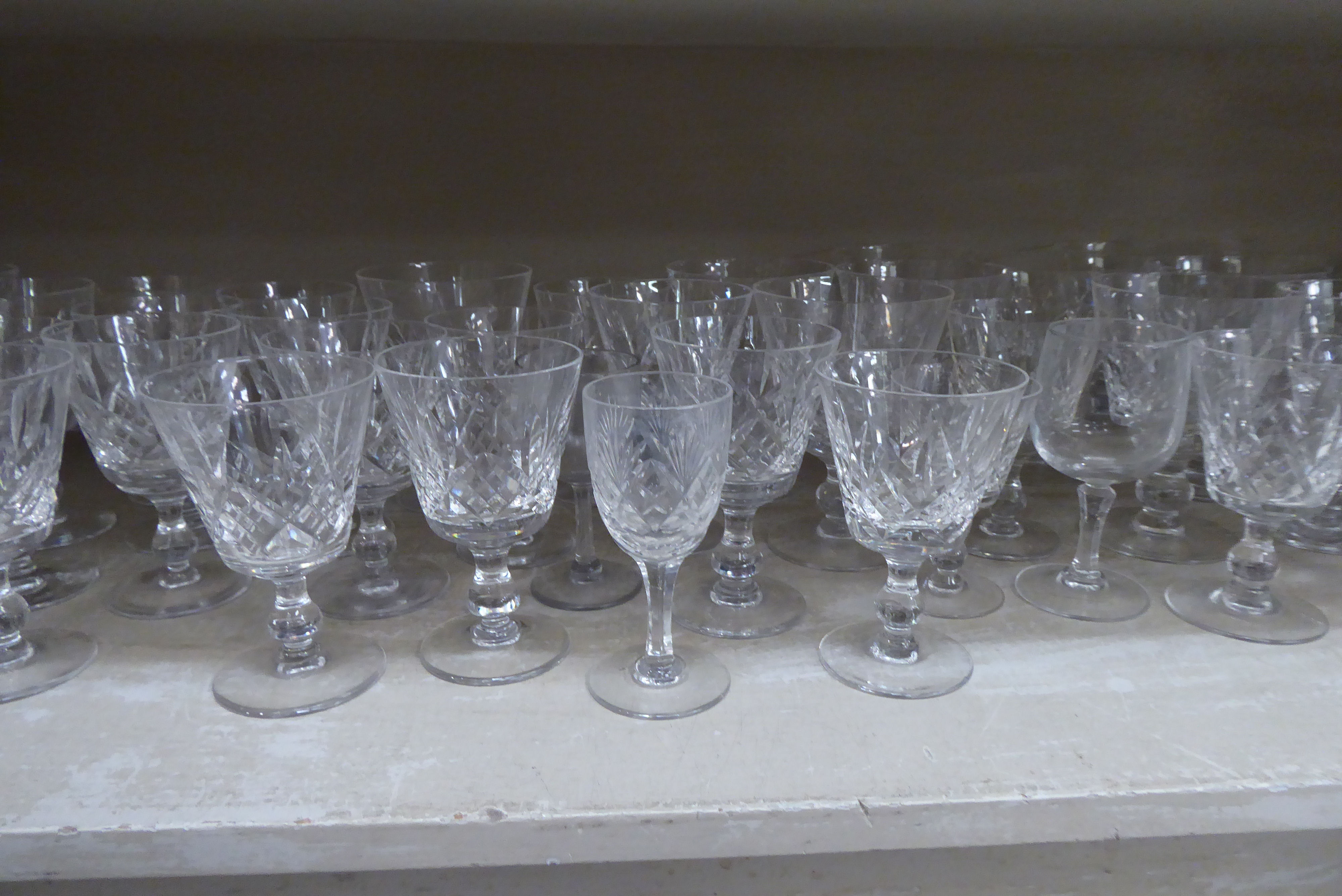 Stuart Crystal and similar drinking glasses: to include pedestal wine - Image 3 of 4