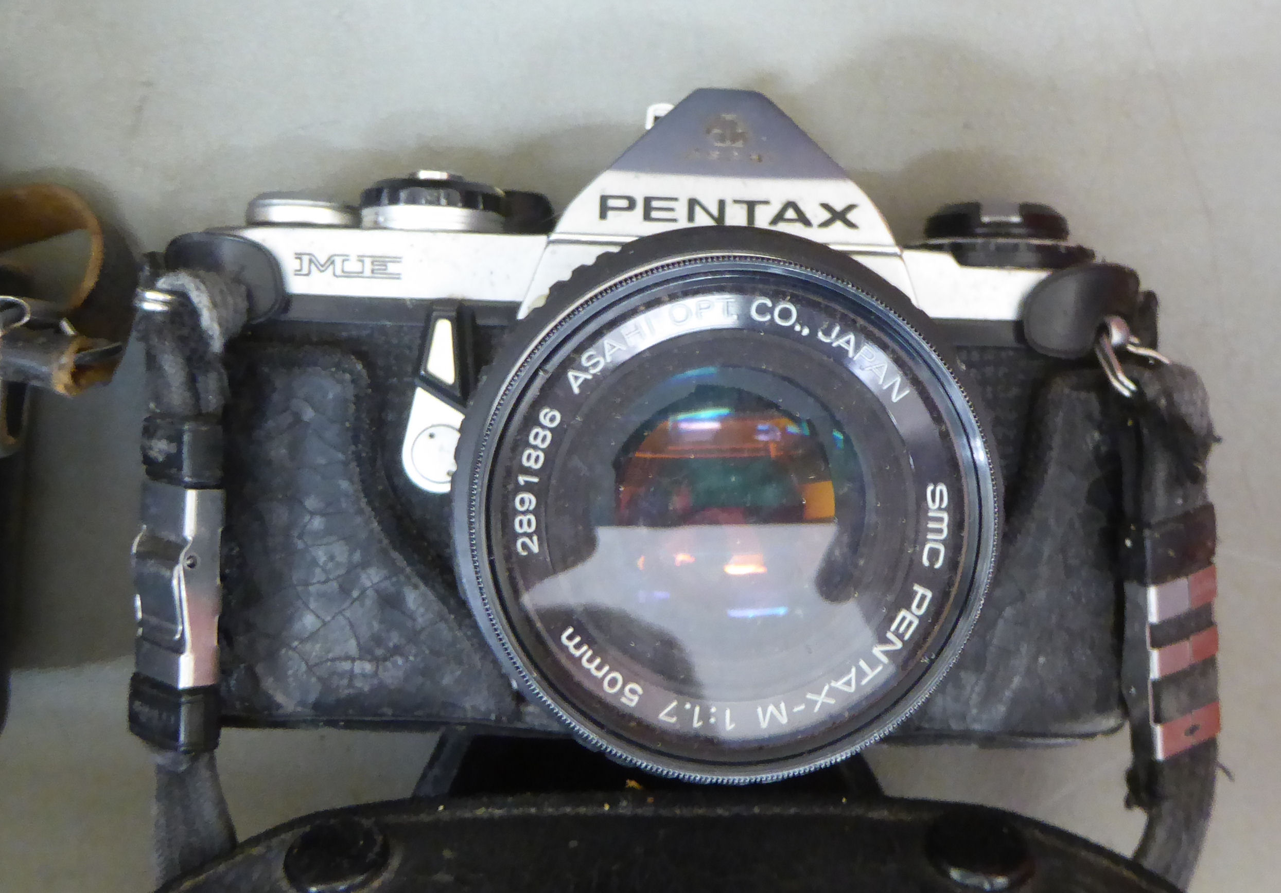 Photographic equipment and accessories: to include a Zennit-B camera - Image 3 of 8