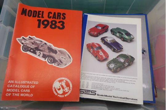 Books and collectables, relating to diecast model vehicles - Image 3 of 4