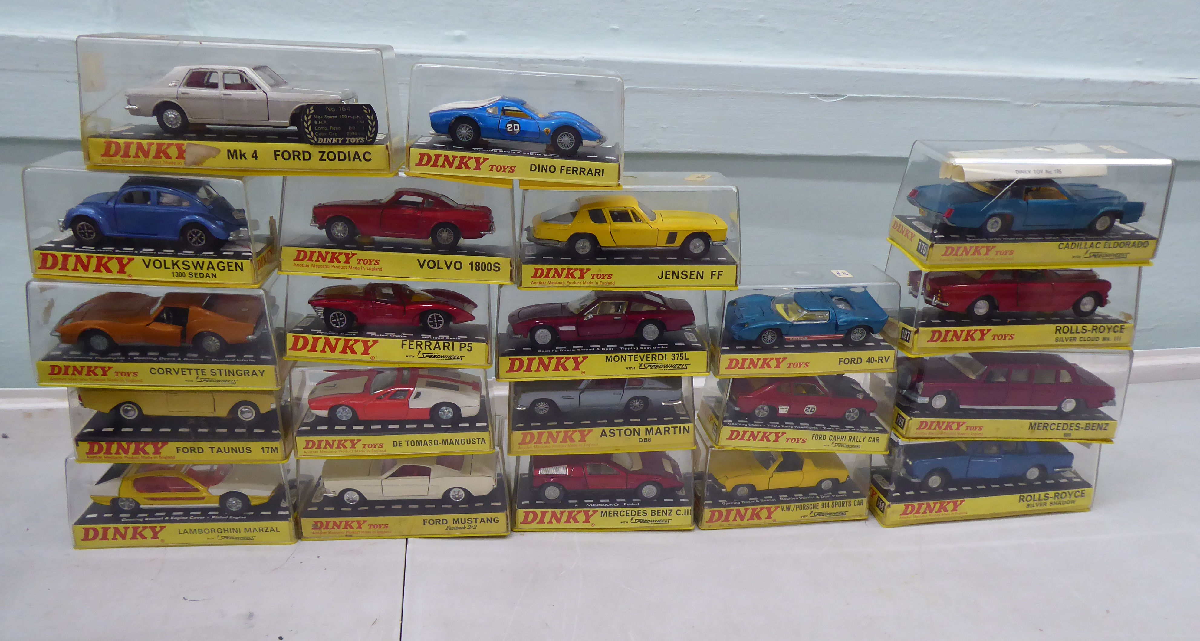 Dinky diecast model vehicles: to include a no.187 De Tomaso  boxed