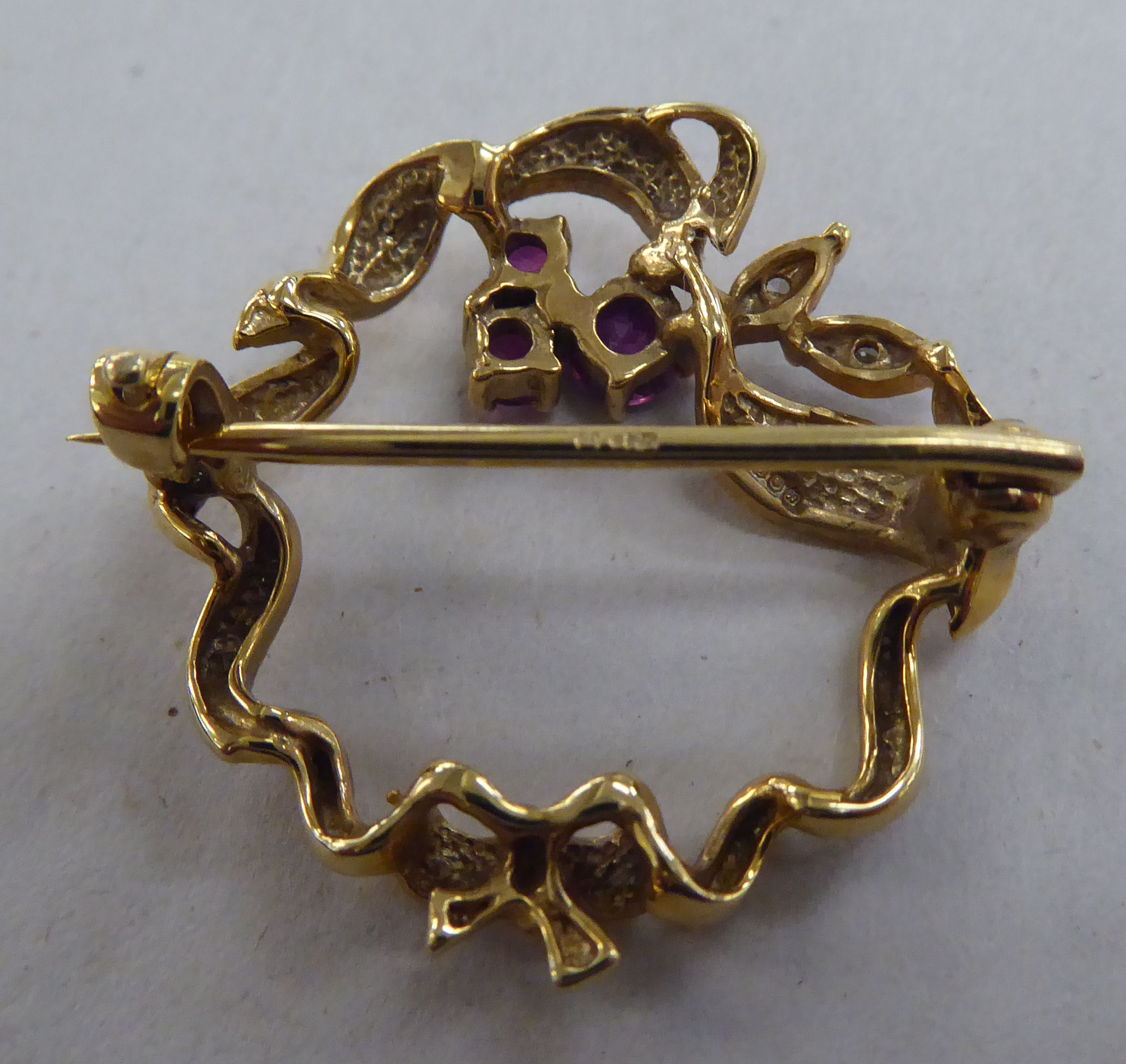 A 9ct gold brooch, set with rubies and diamonds - Image 2 of 4